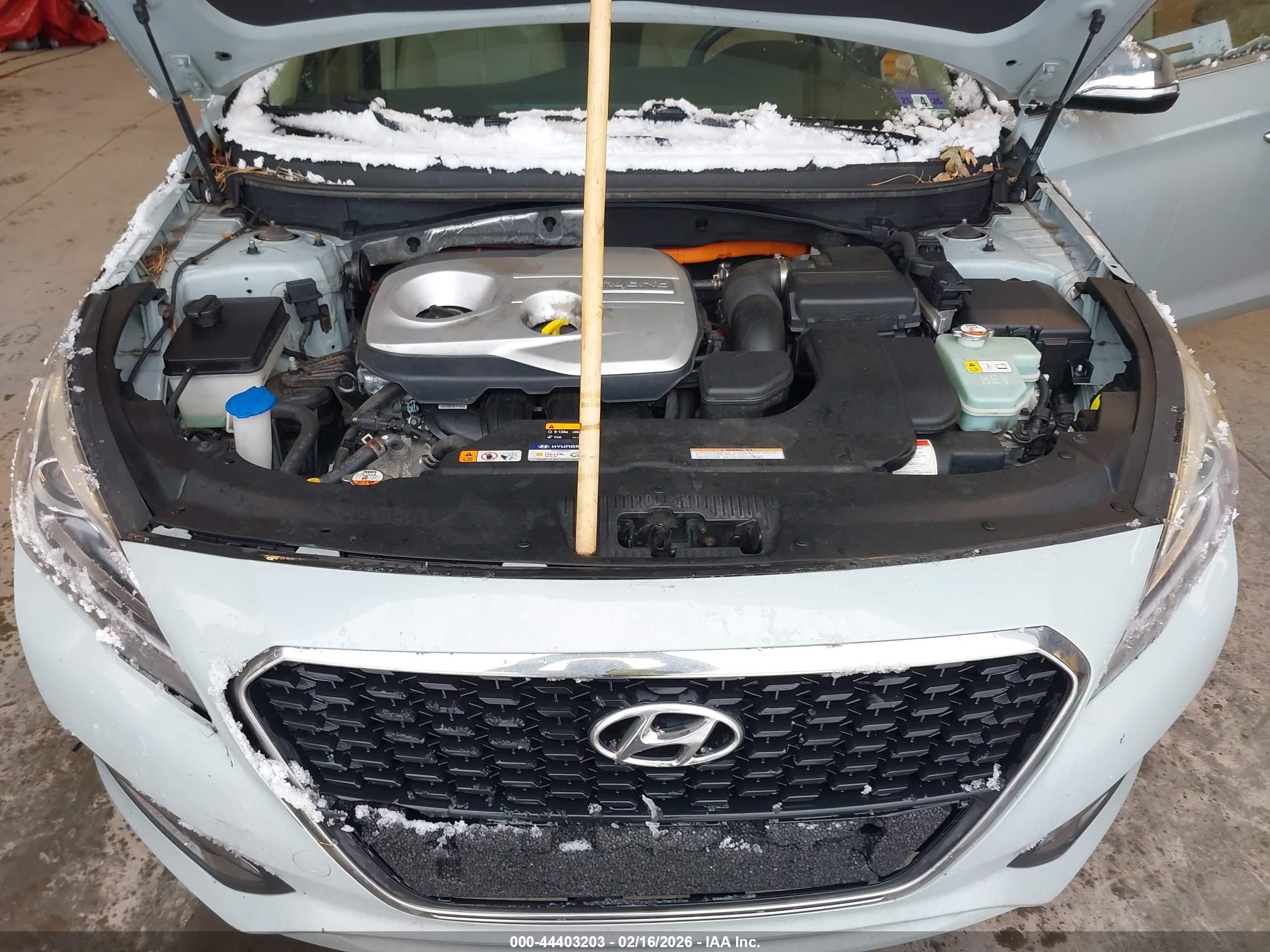HYUNDAI SONATA image 10