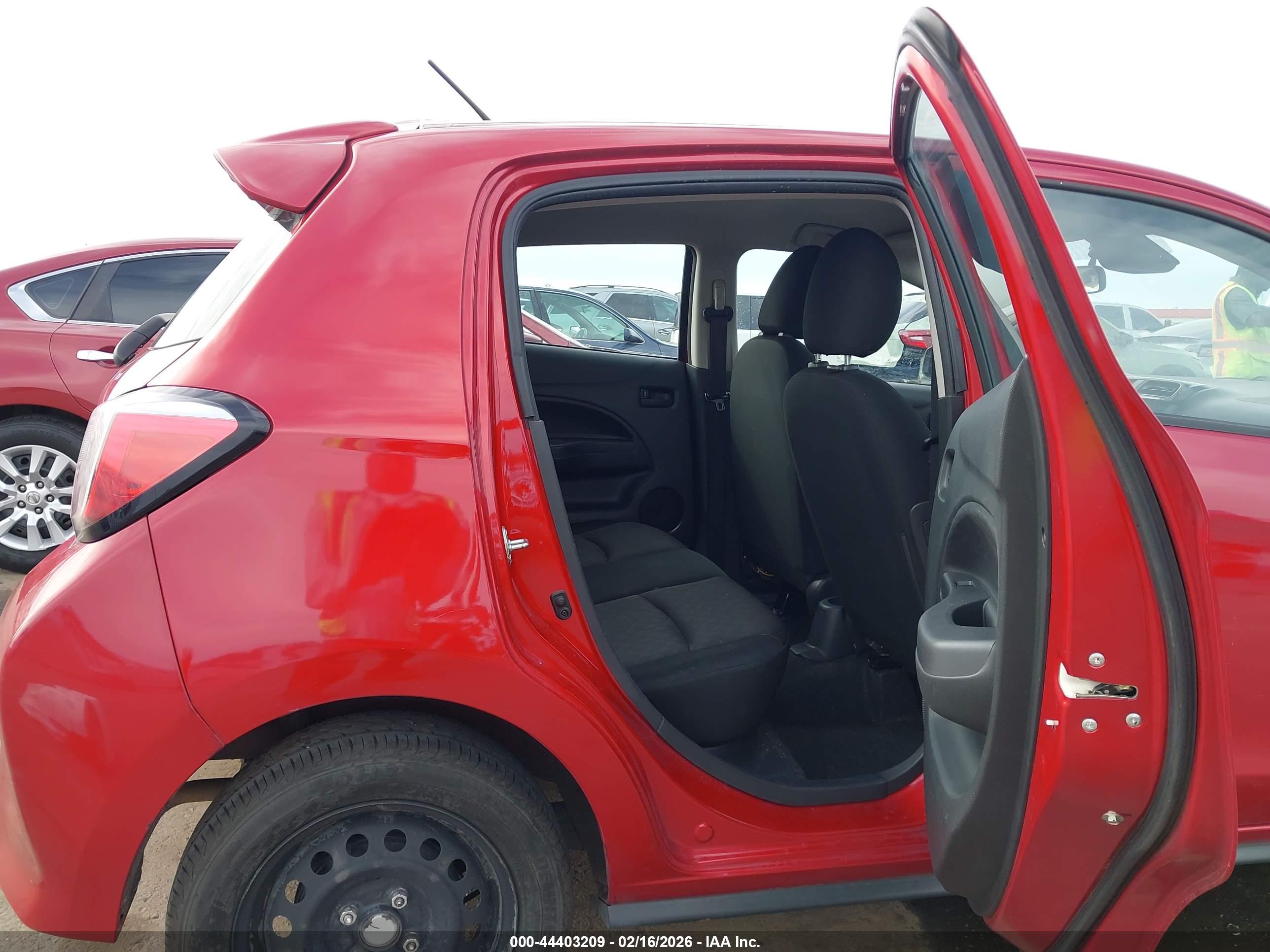 MITSUBISHI MIRAGE image 8