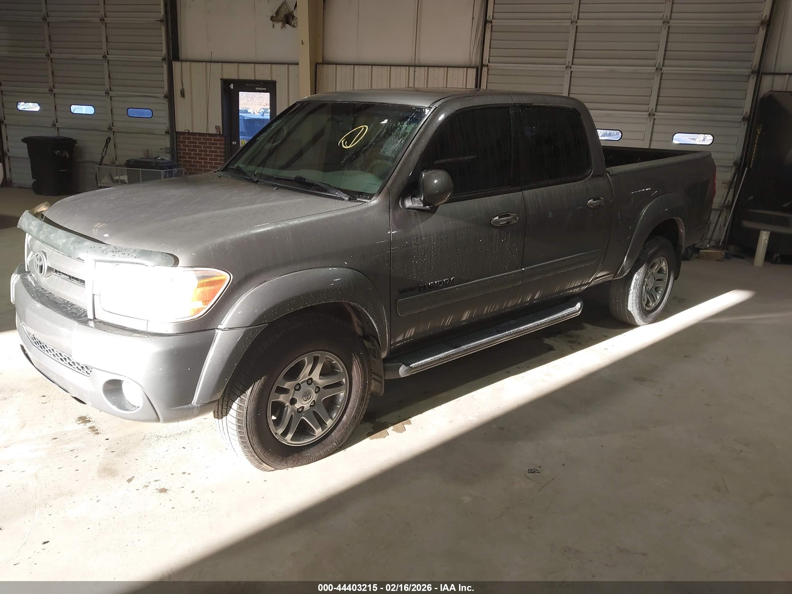 TOYOTA TUNDRA image 2