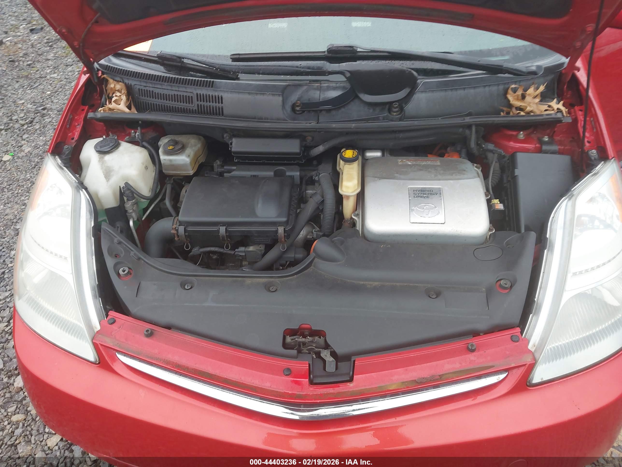 TOYOTA PRIUS image 10