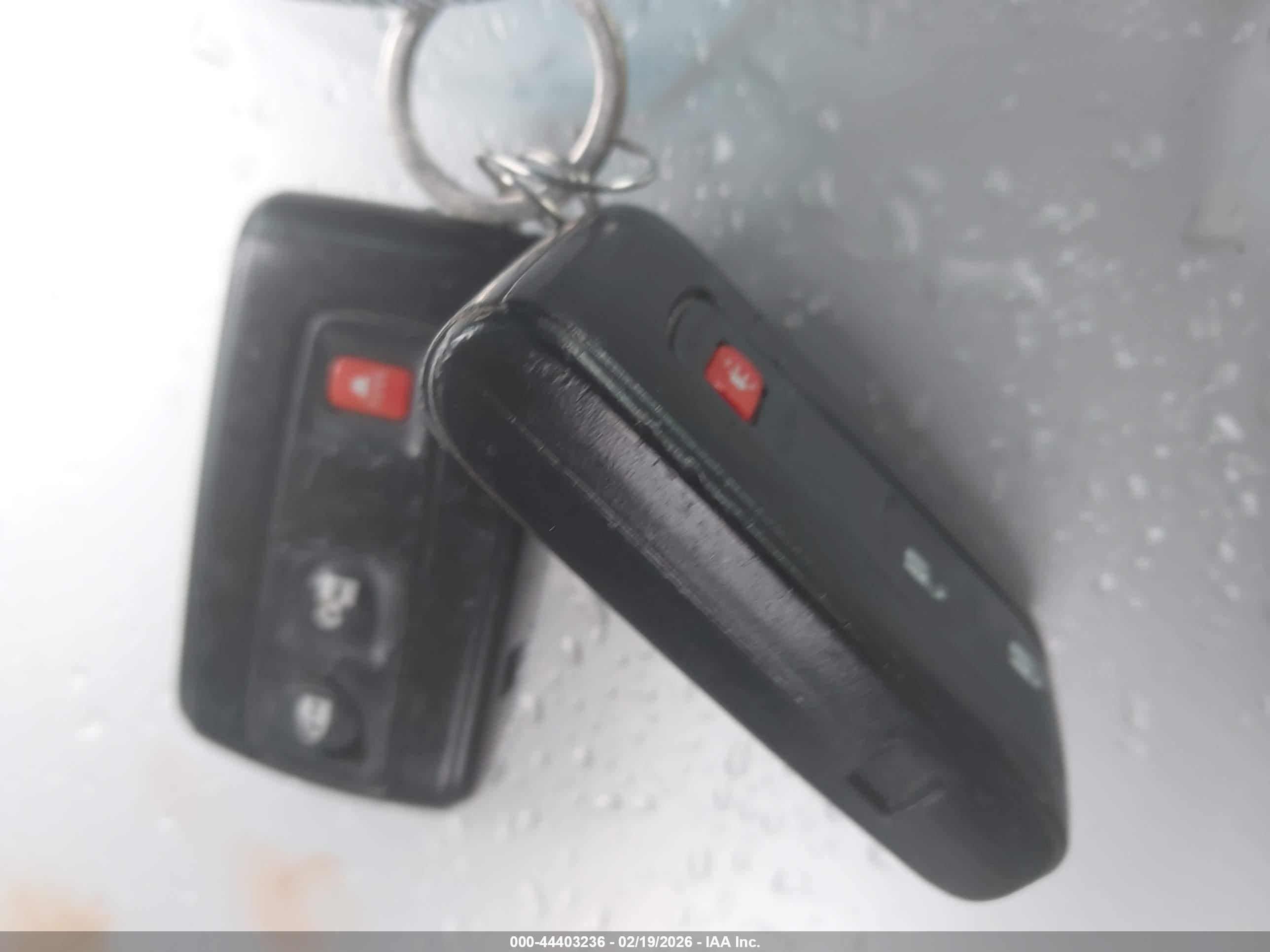 TOYOTA PRIUS image 11