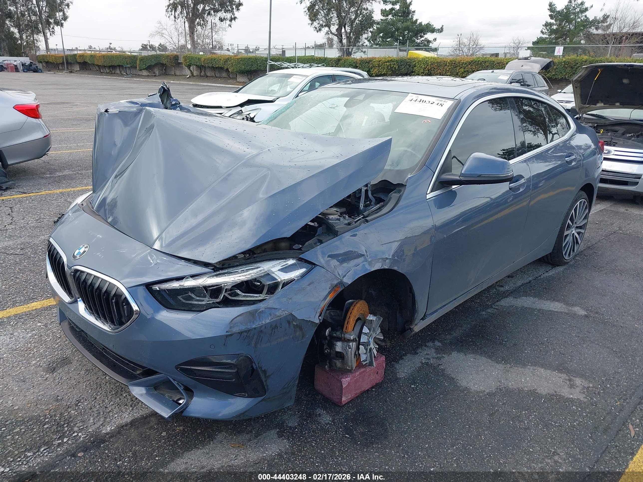BMW 228 image 2