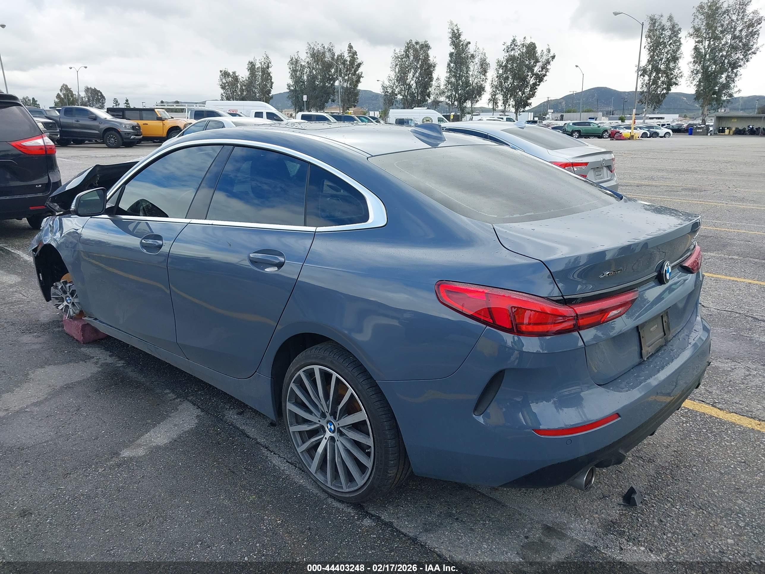 BMW 228 image 3