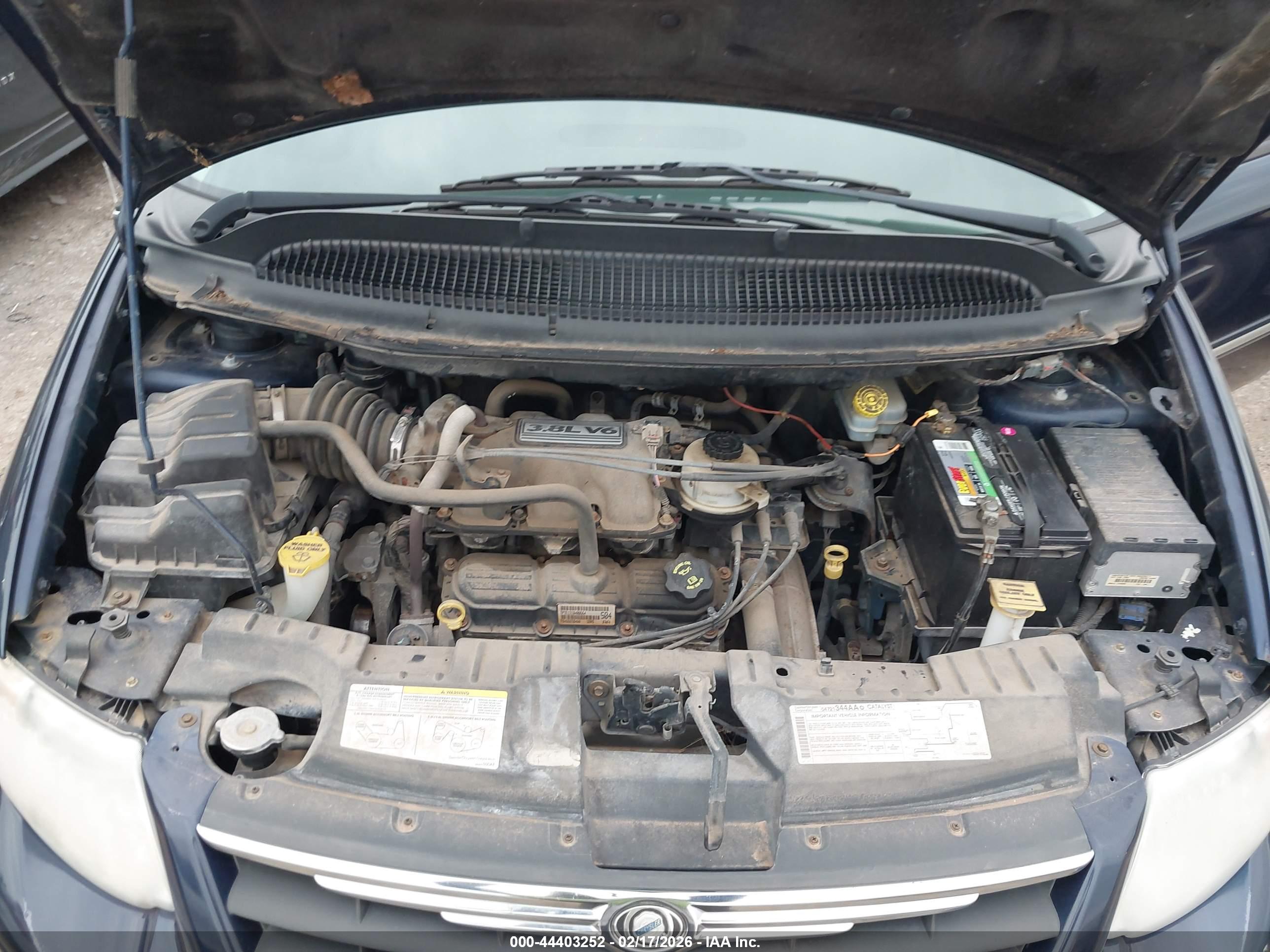 CHRYSLER TOWN image 10