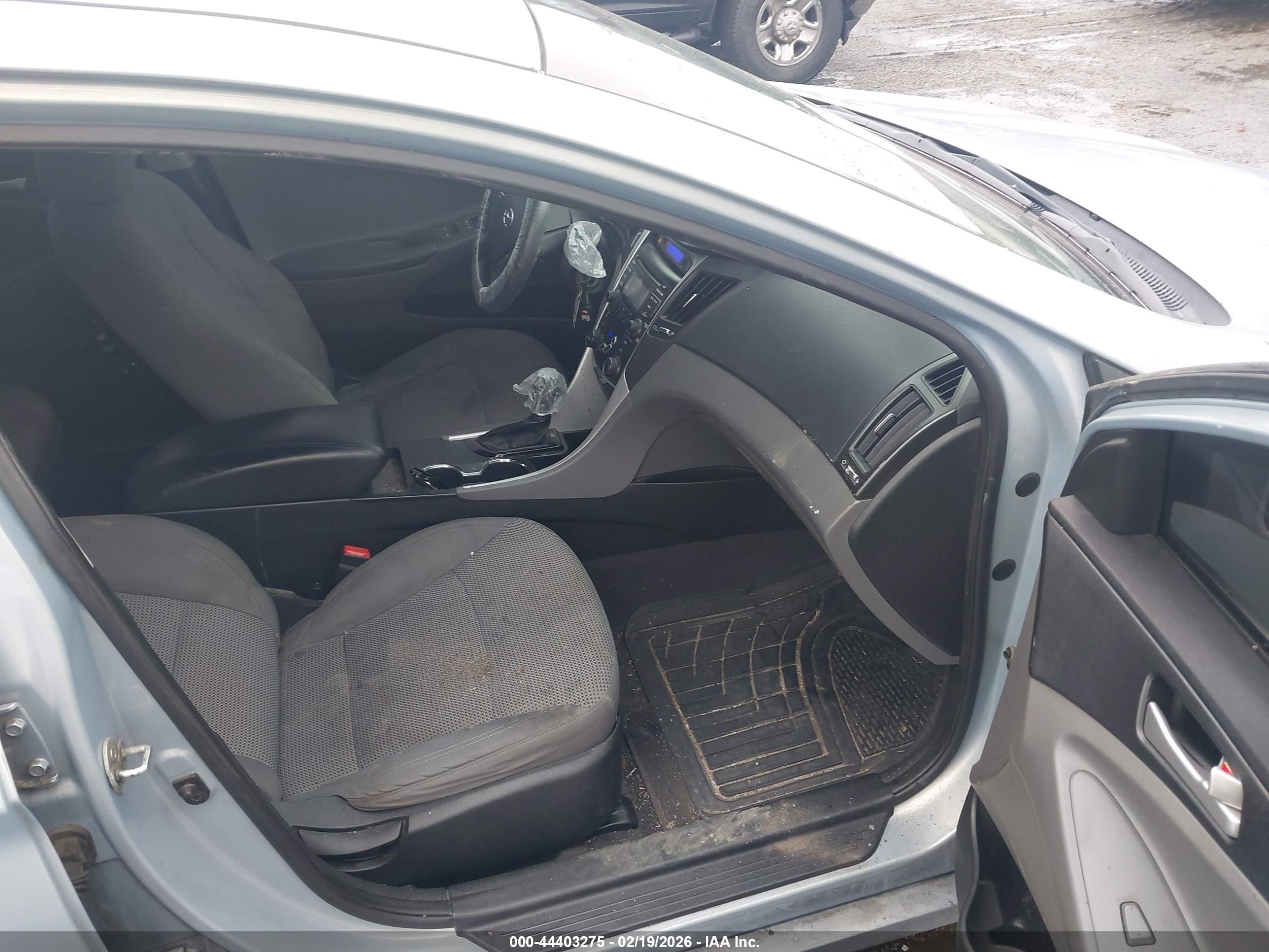 HYUNDAI SONATA image 5