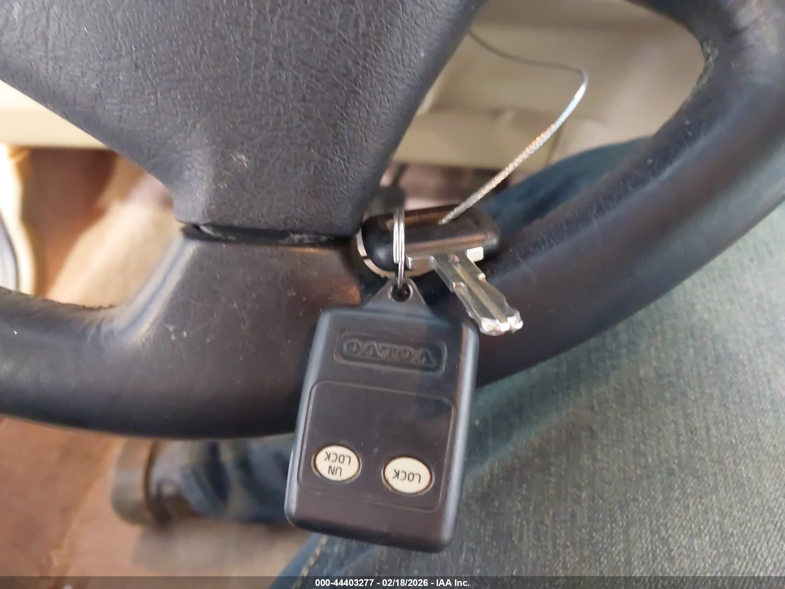 VOLVO 850 image 11
