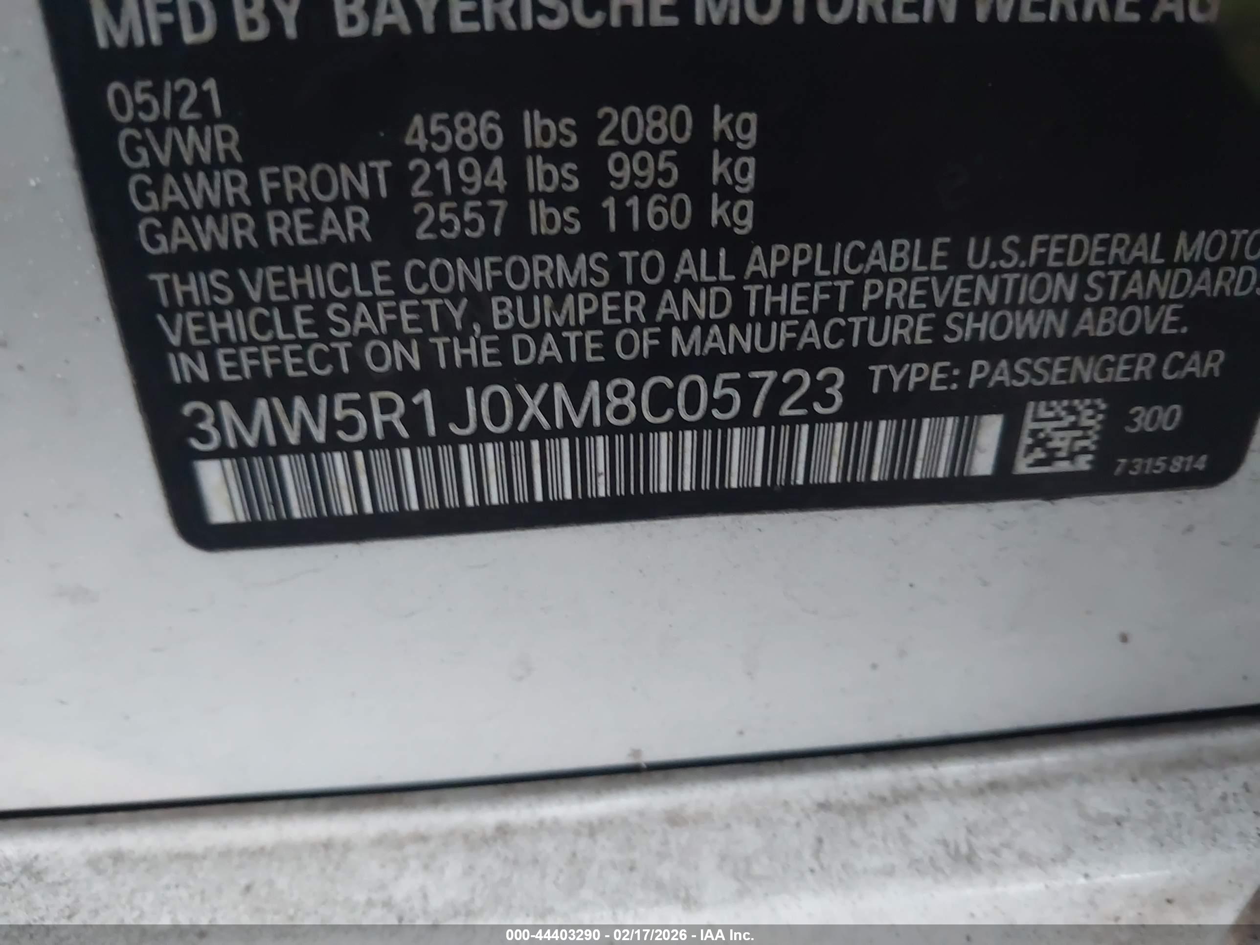 BMW 330I image 9