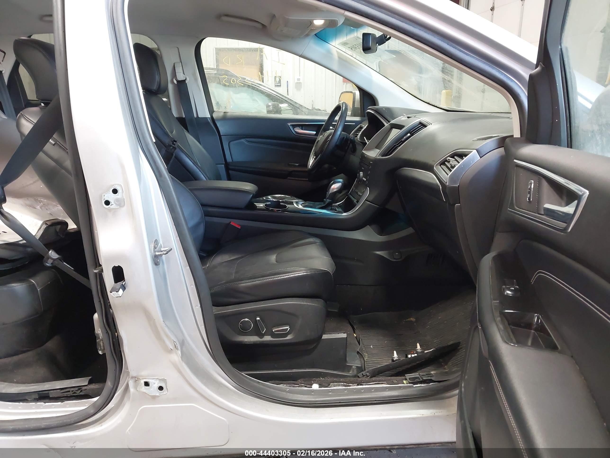 FORD EDGE image 5