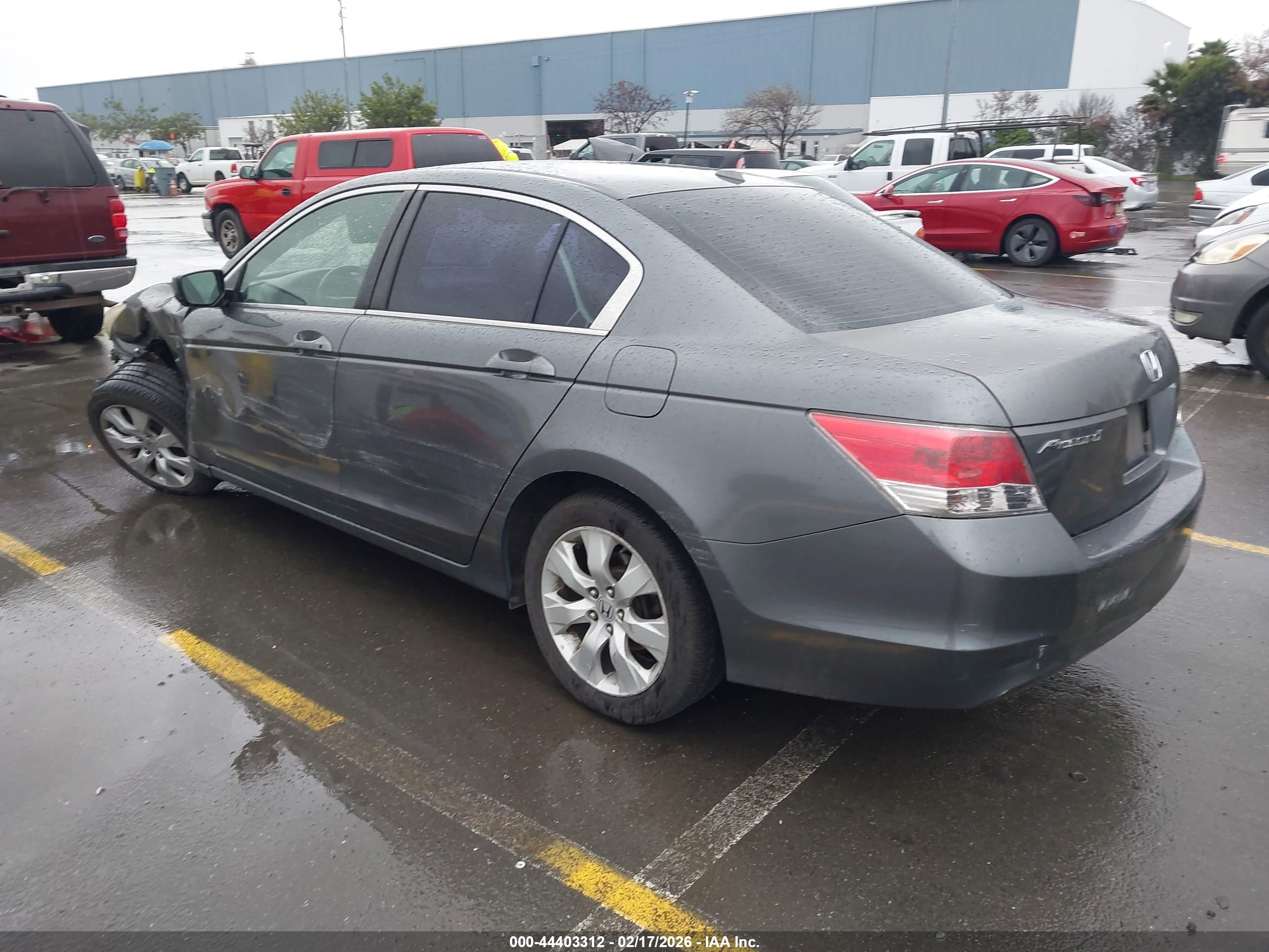 HONDA ACCORD image 3