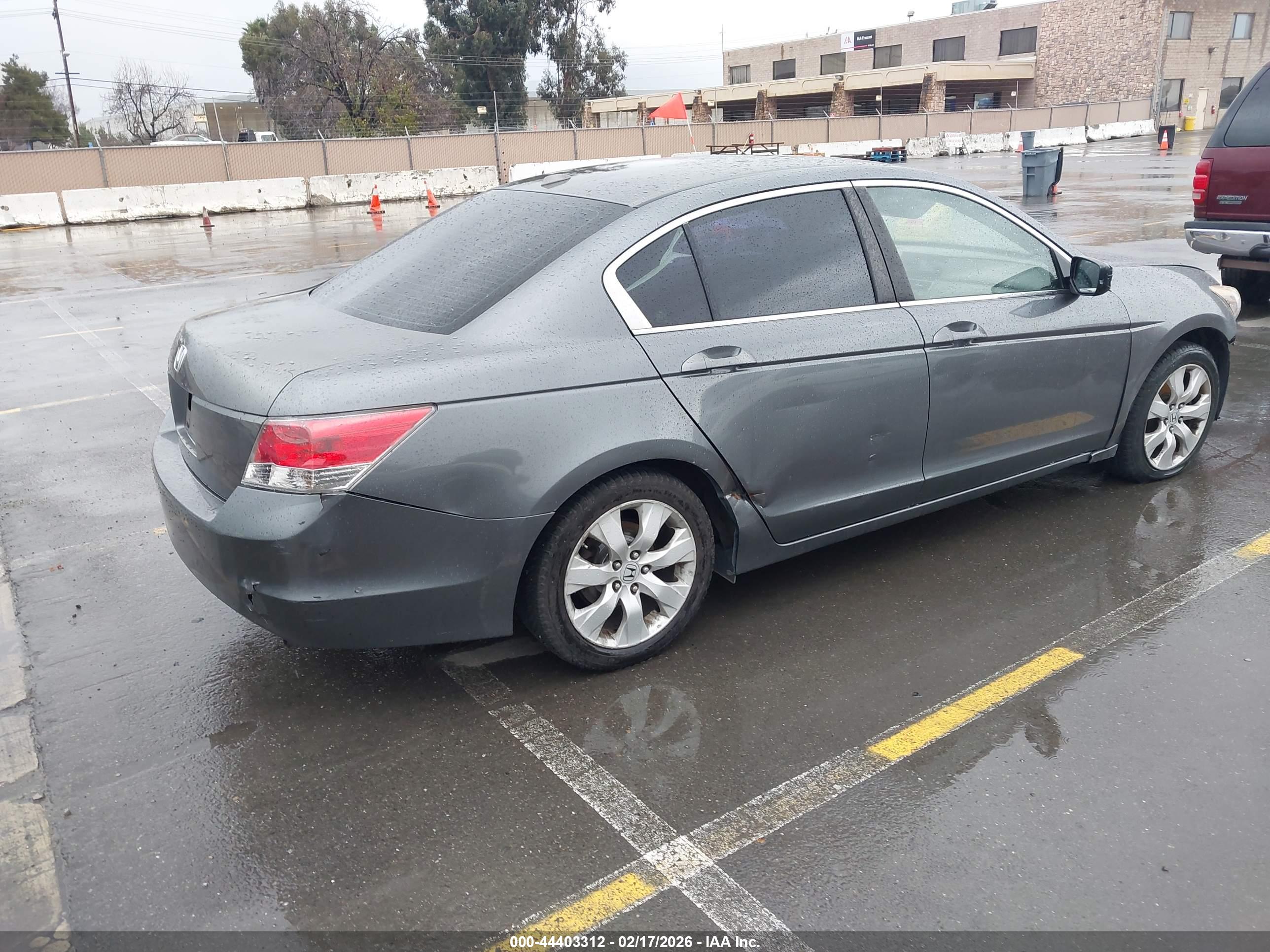 HONDA ACCORD image 4