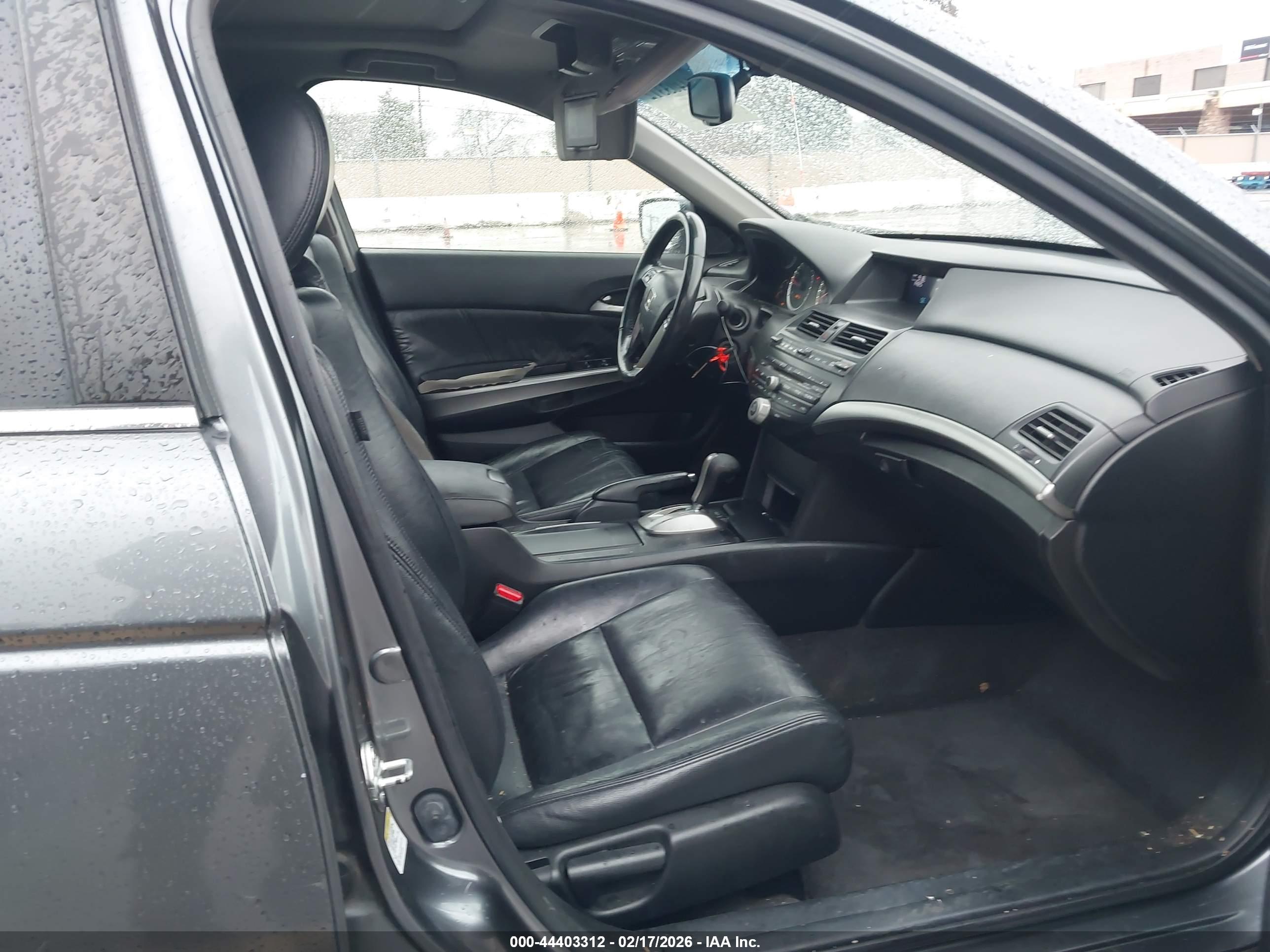 HONDA ACCORD image 5