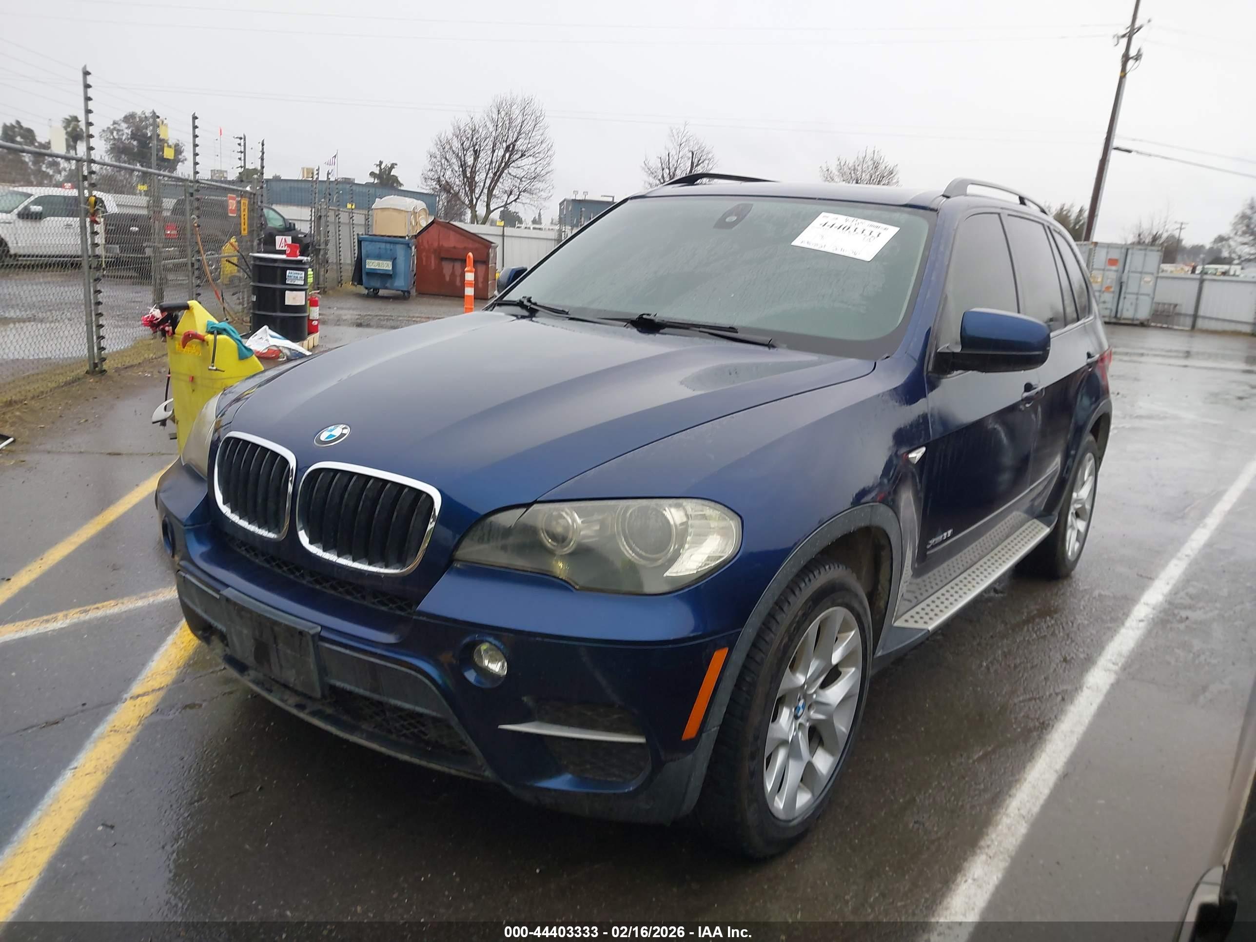BMW X5 image 2
