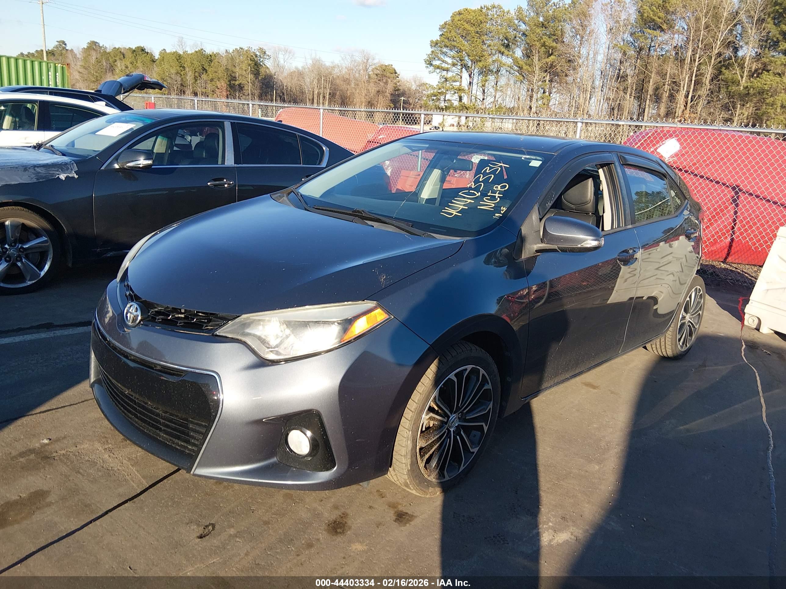 TOYOTA COROLLA image 2