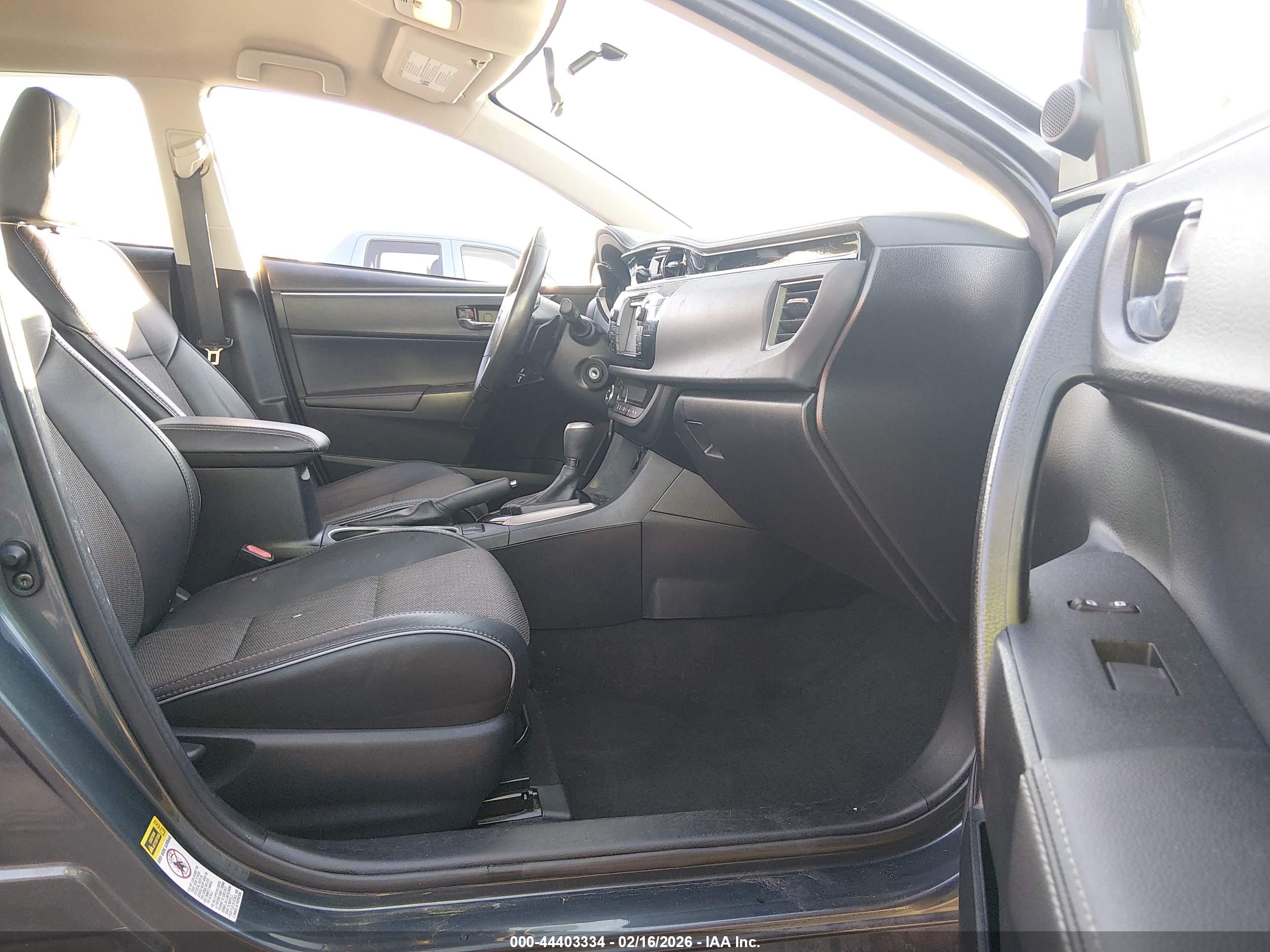 TOYOTA COROLLA image 5