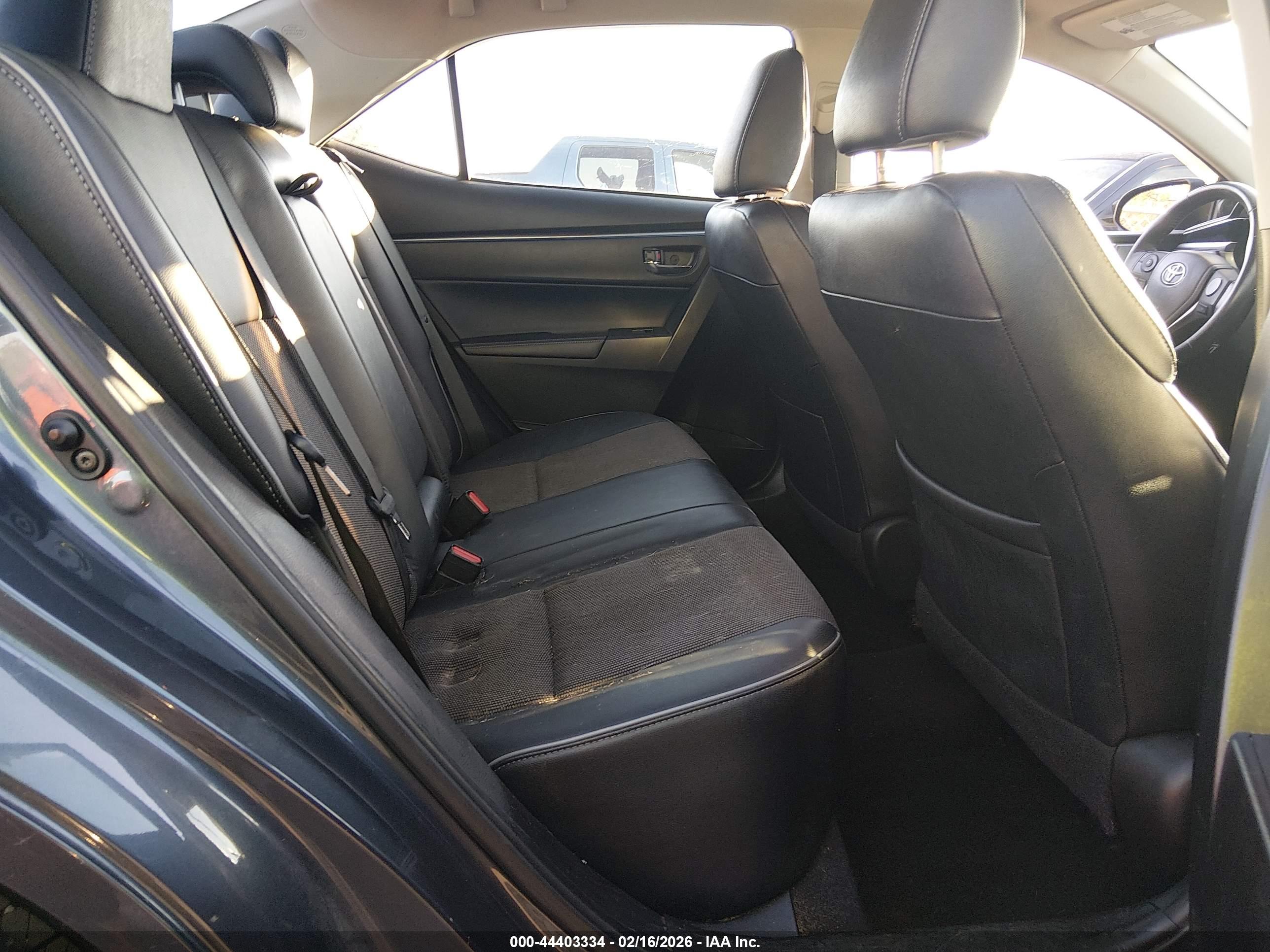 TOYOTA COROLLA image 8