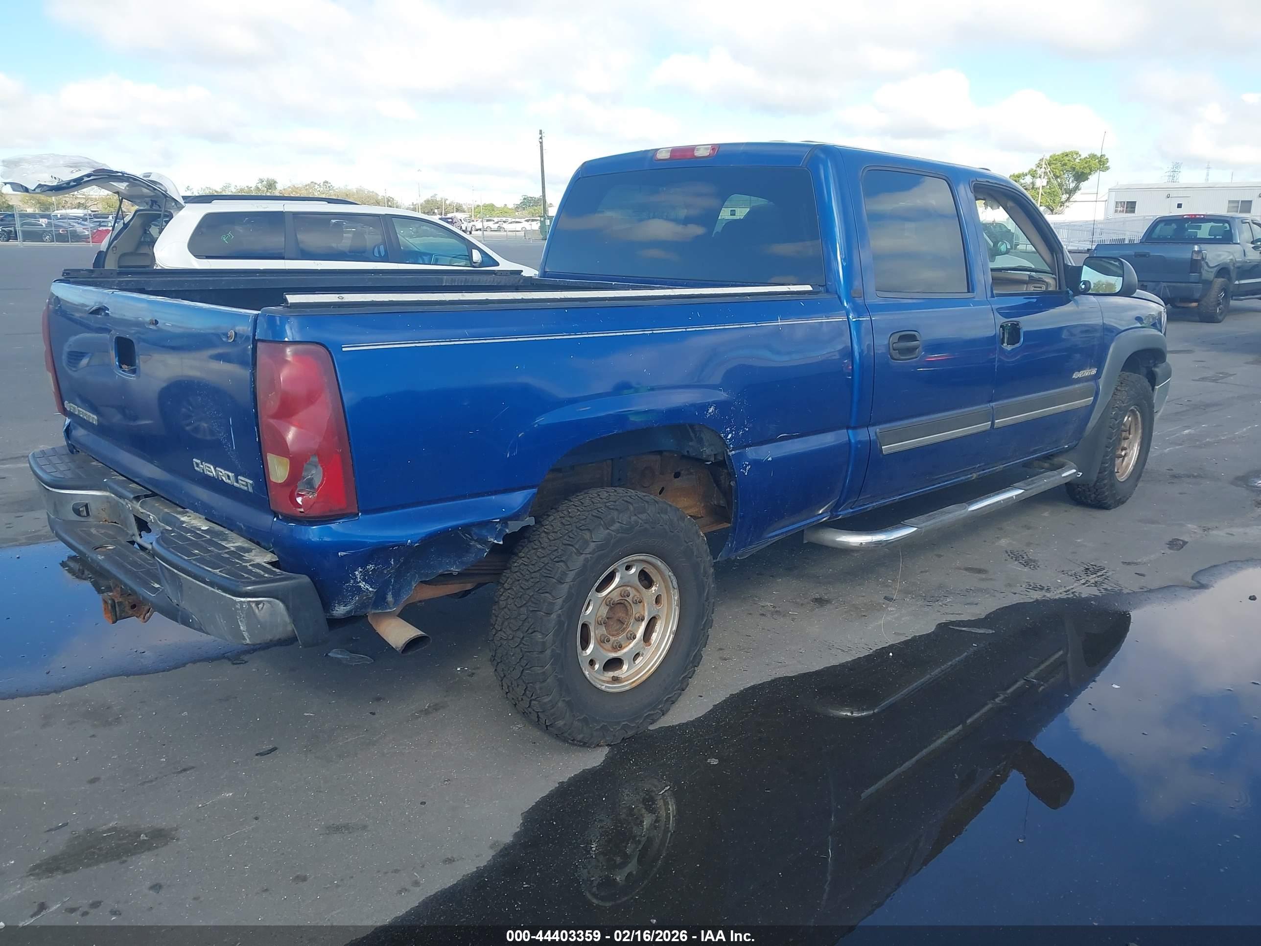CHEVROLET SILVERADO image 4