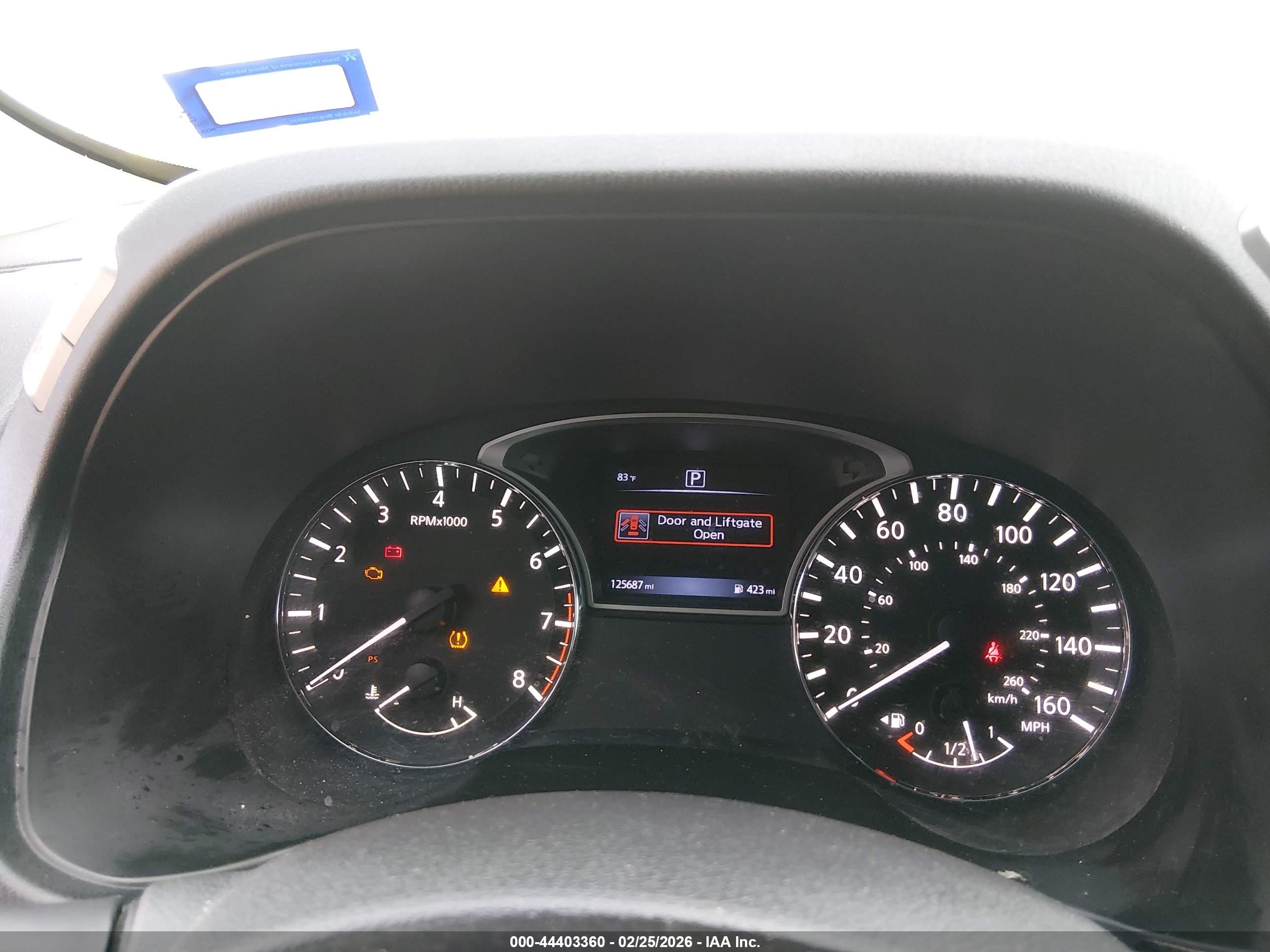 NISSAN PATHFINDER image 7
