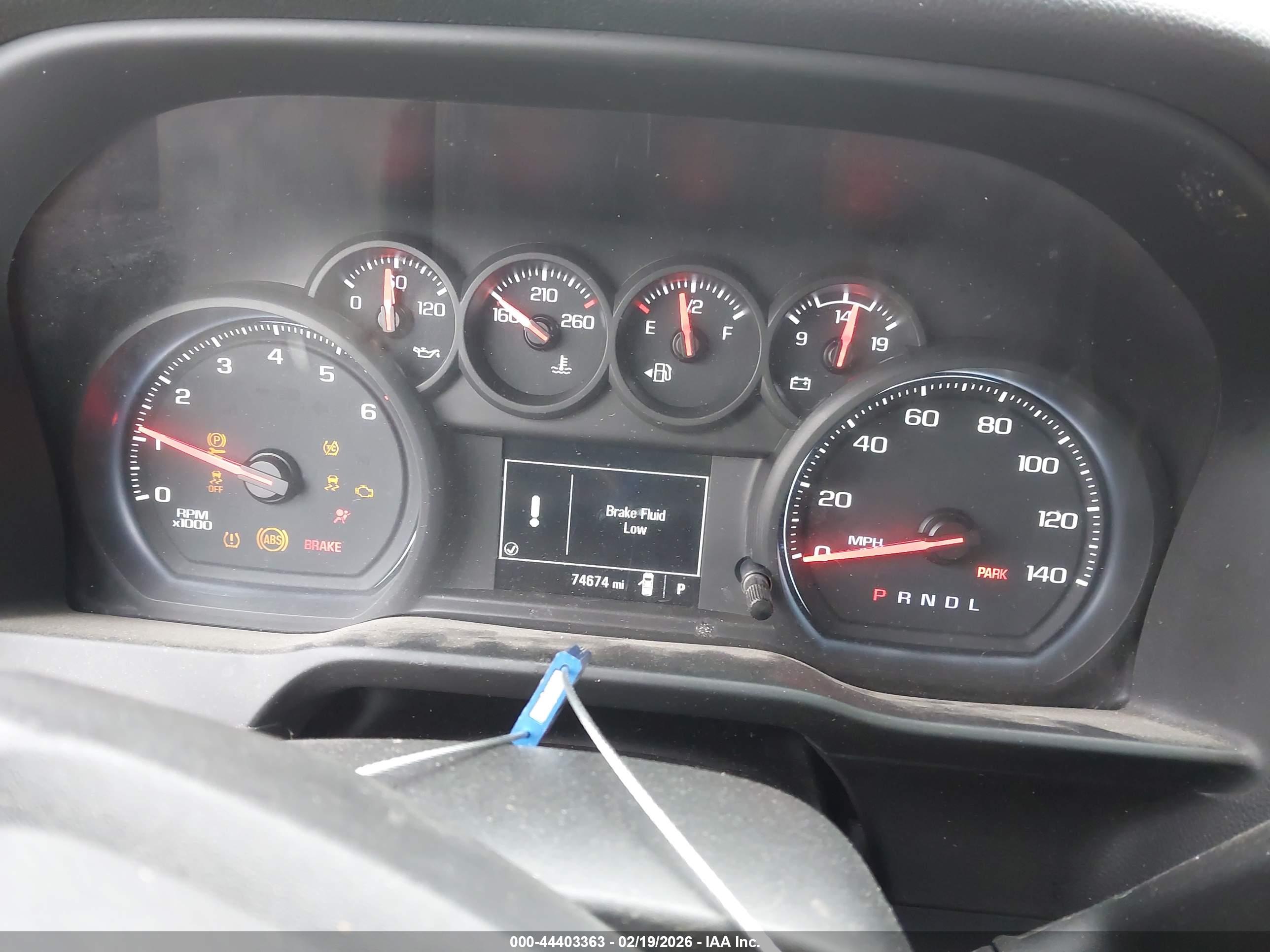 CHEVROLET SILVERADO image 7