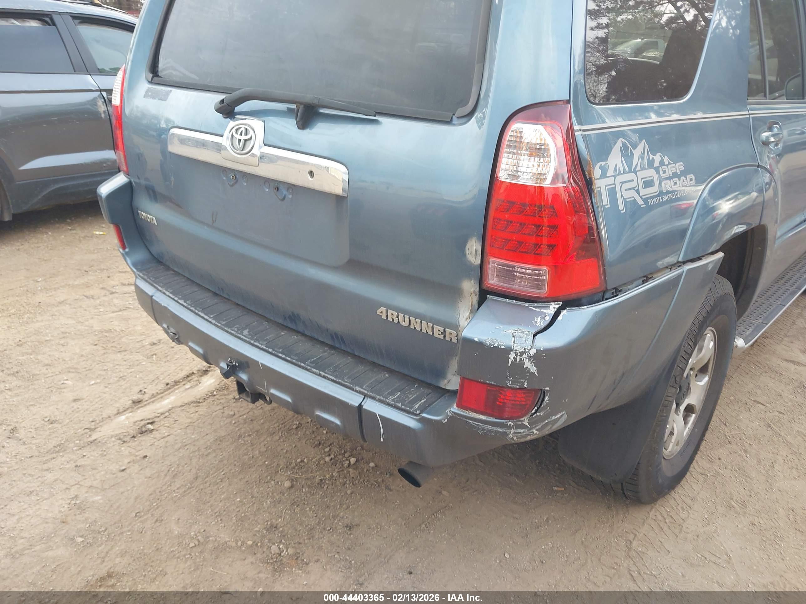 TOYOTA 4RUNNER image 6
