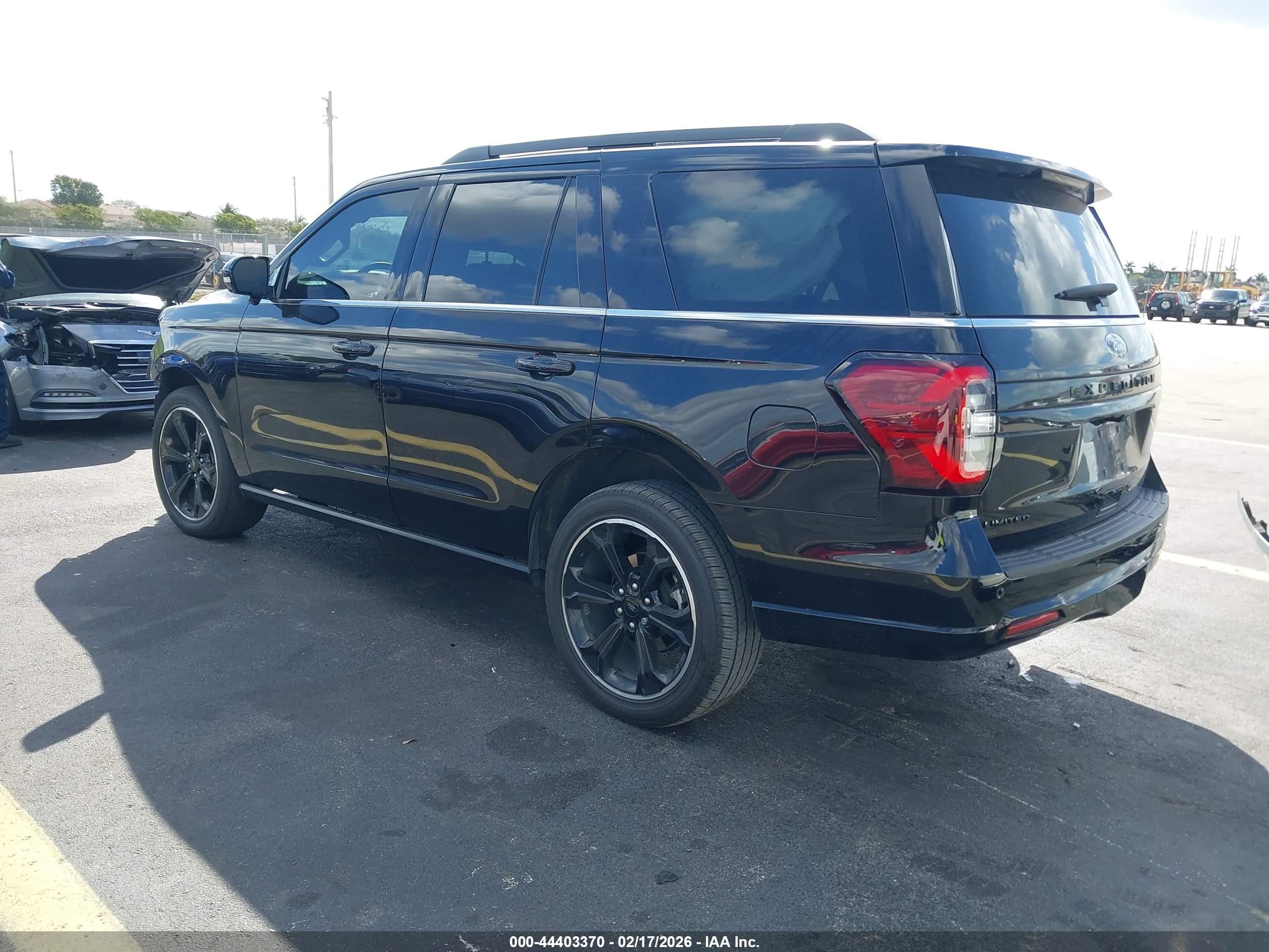 FORD EXPEDITION image 3