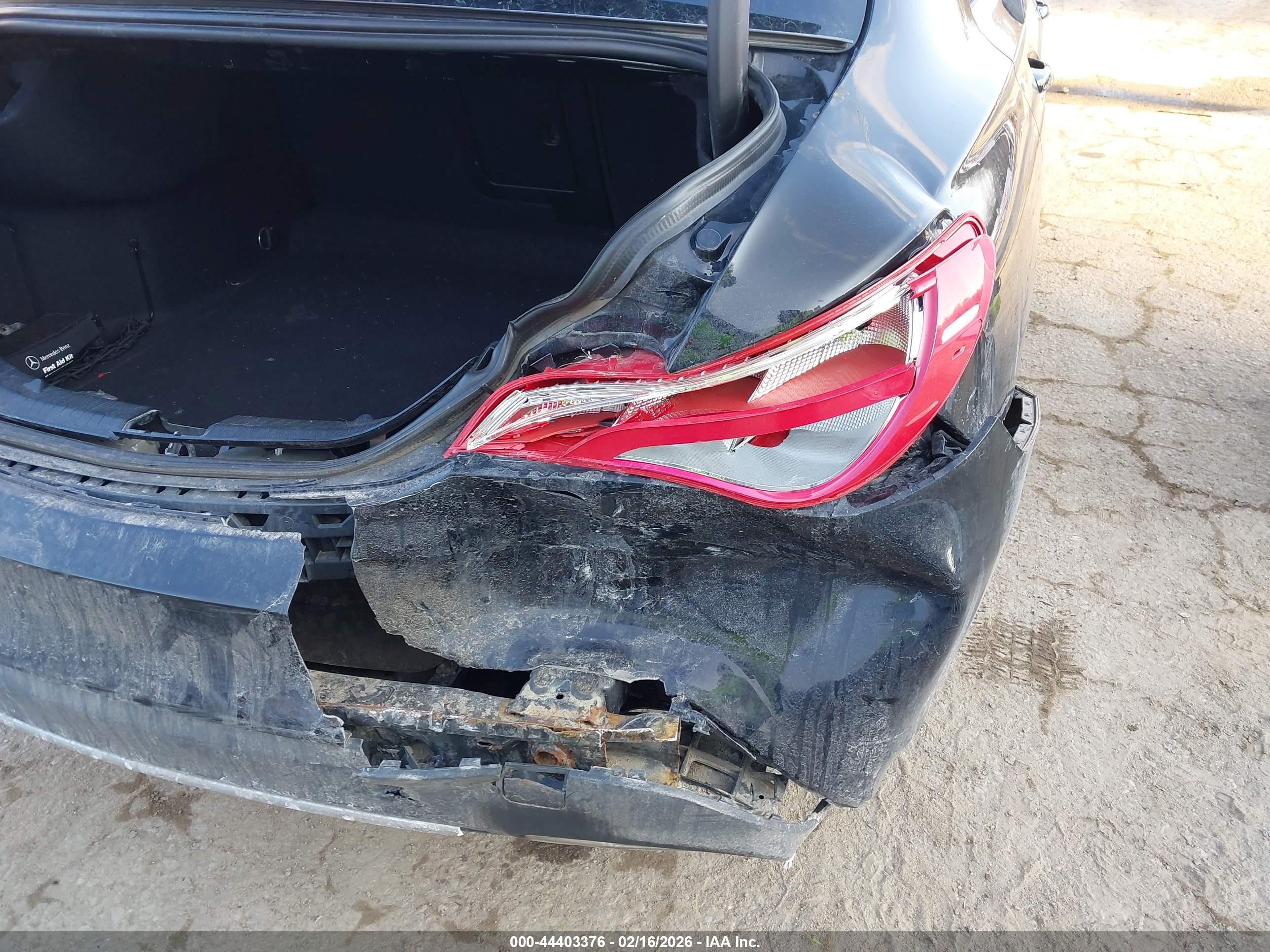 MERCEDES-BENZ CLA image 6