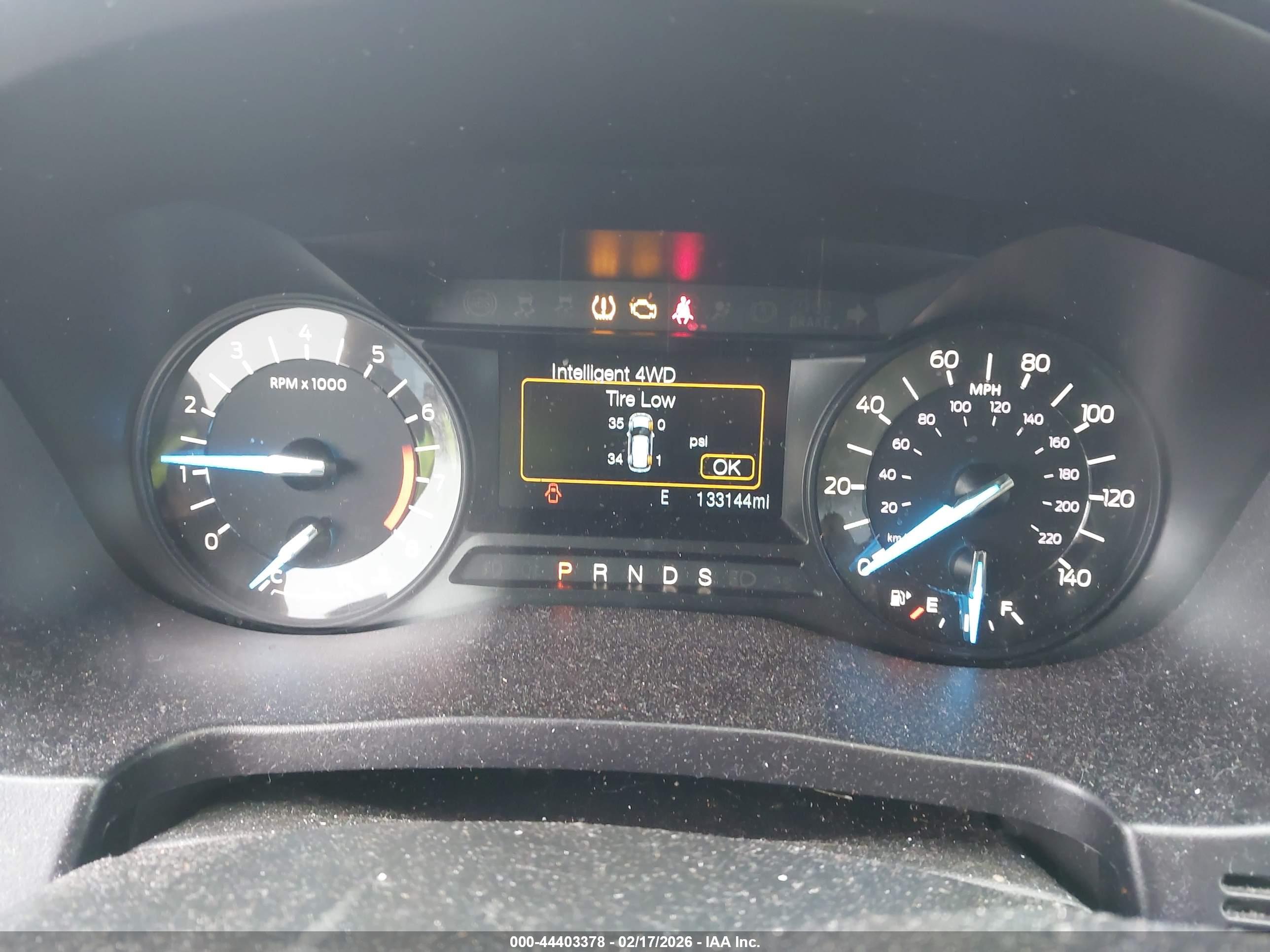 FORD EXPLORER image 7