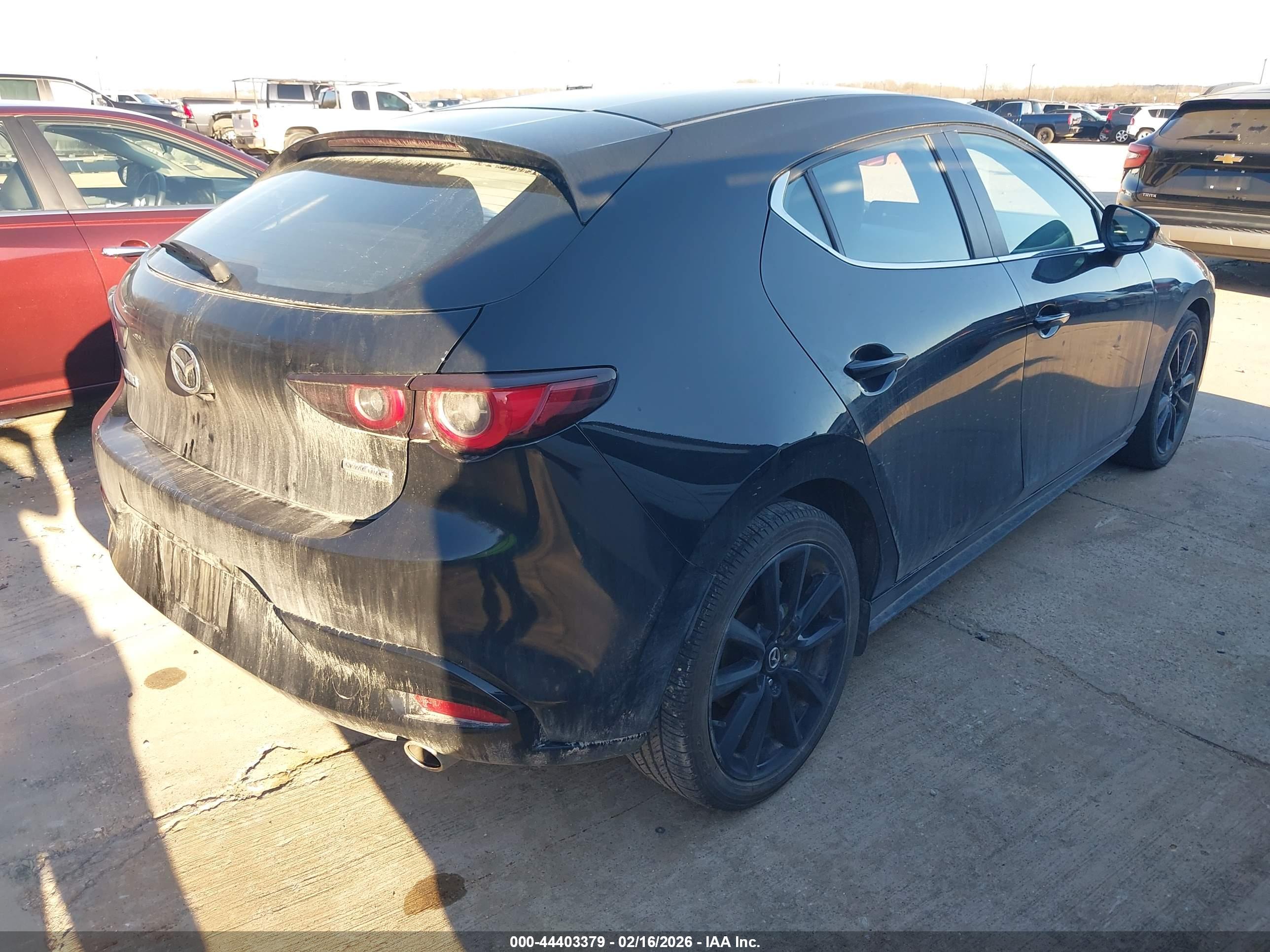 MAZDA MAZDA3 image 4