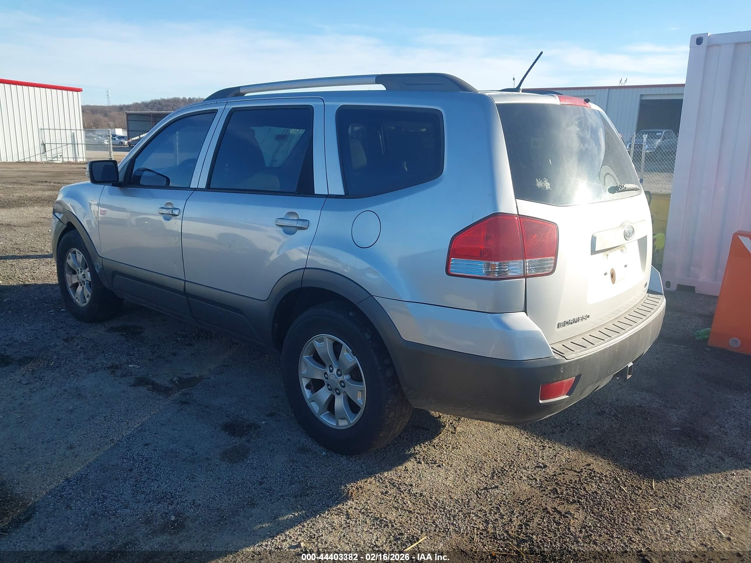 KIA BORREGO image 3