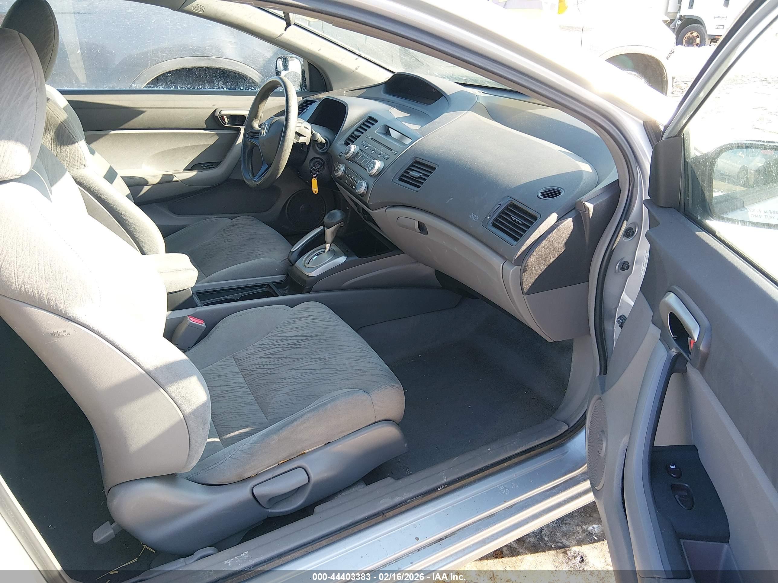 HONDA CIVIC image 5