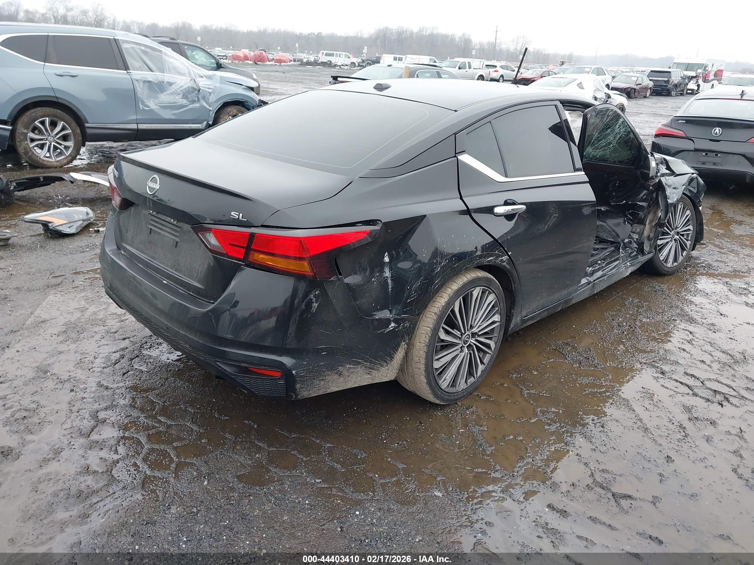 NISSAN ALTIMA image 4