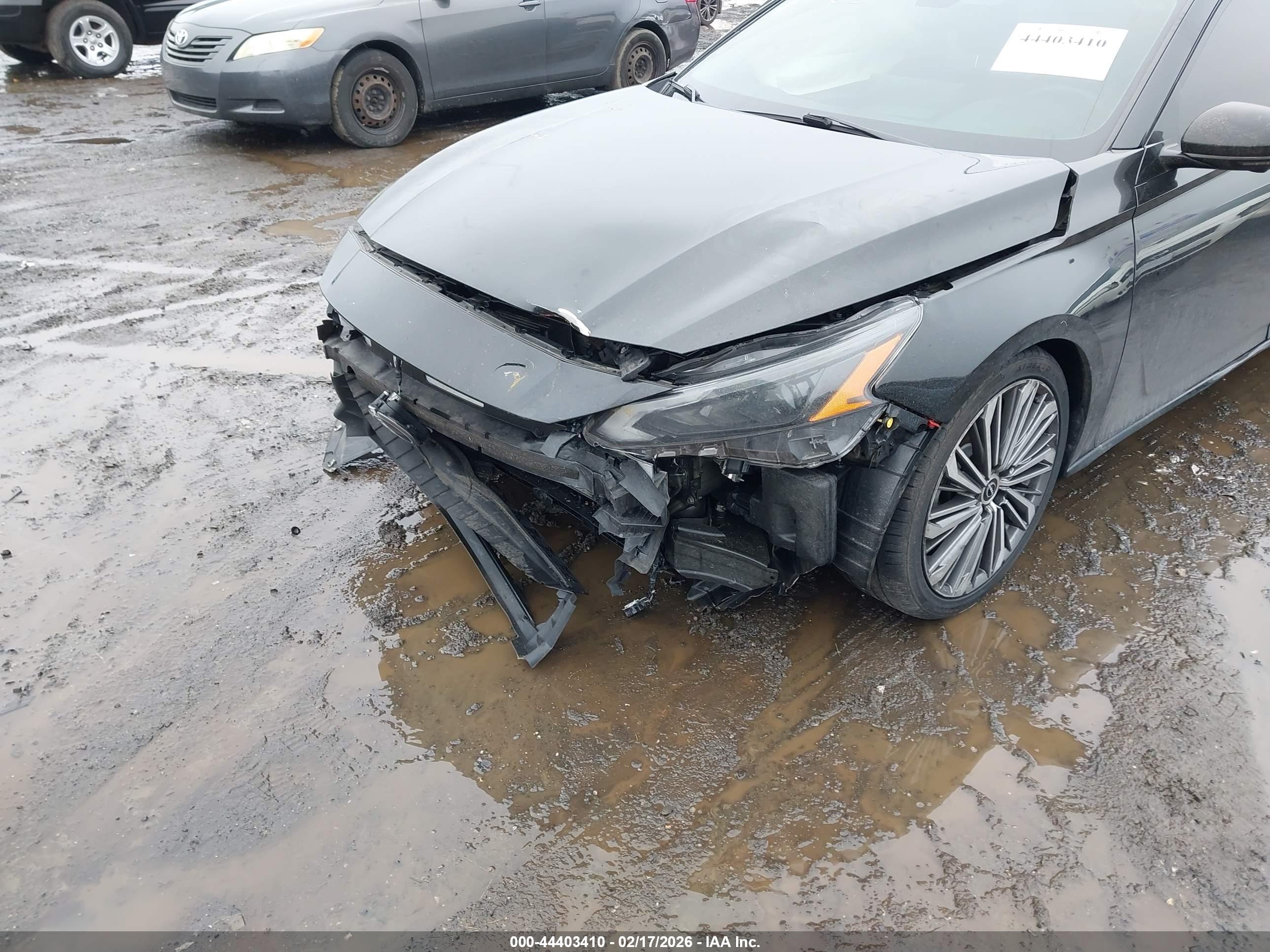 NISSAN ALTIMA image 6