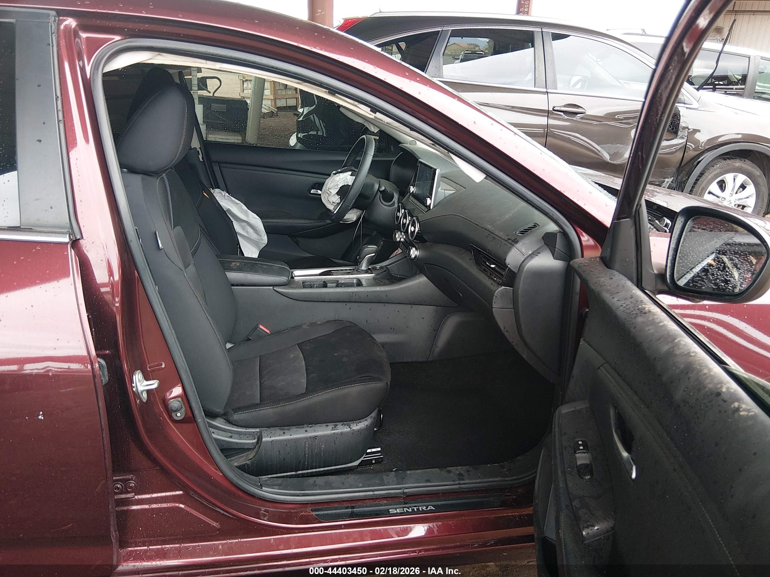NISSAN SENTRA image 5