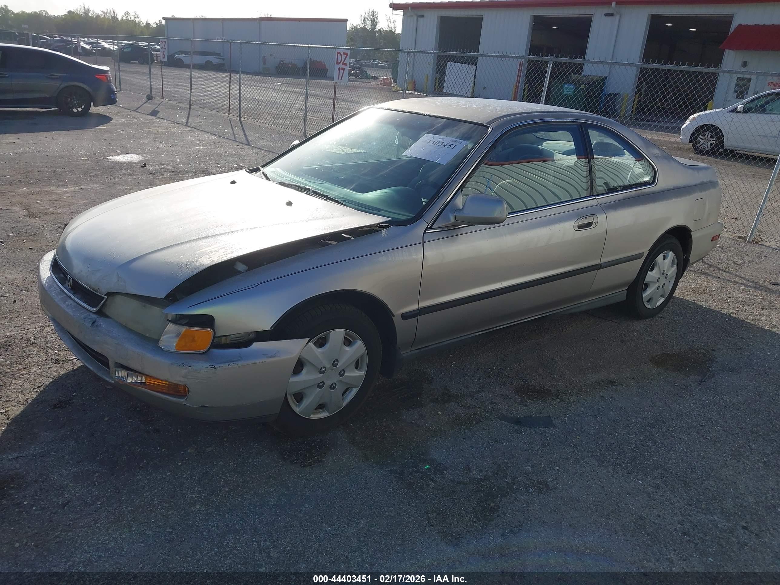 HONDA ACCORD image 2