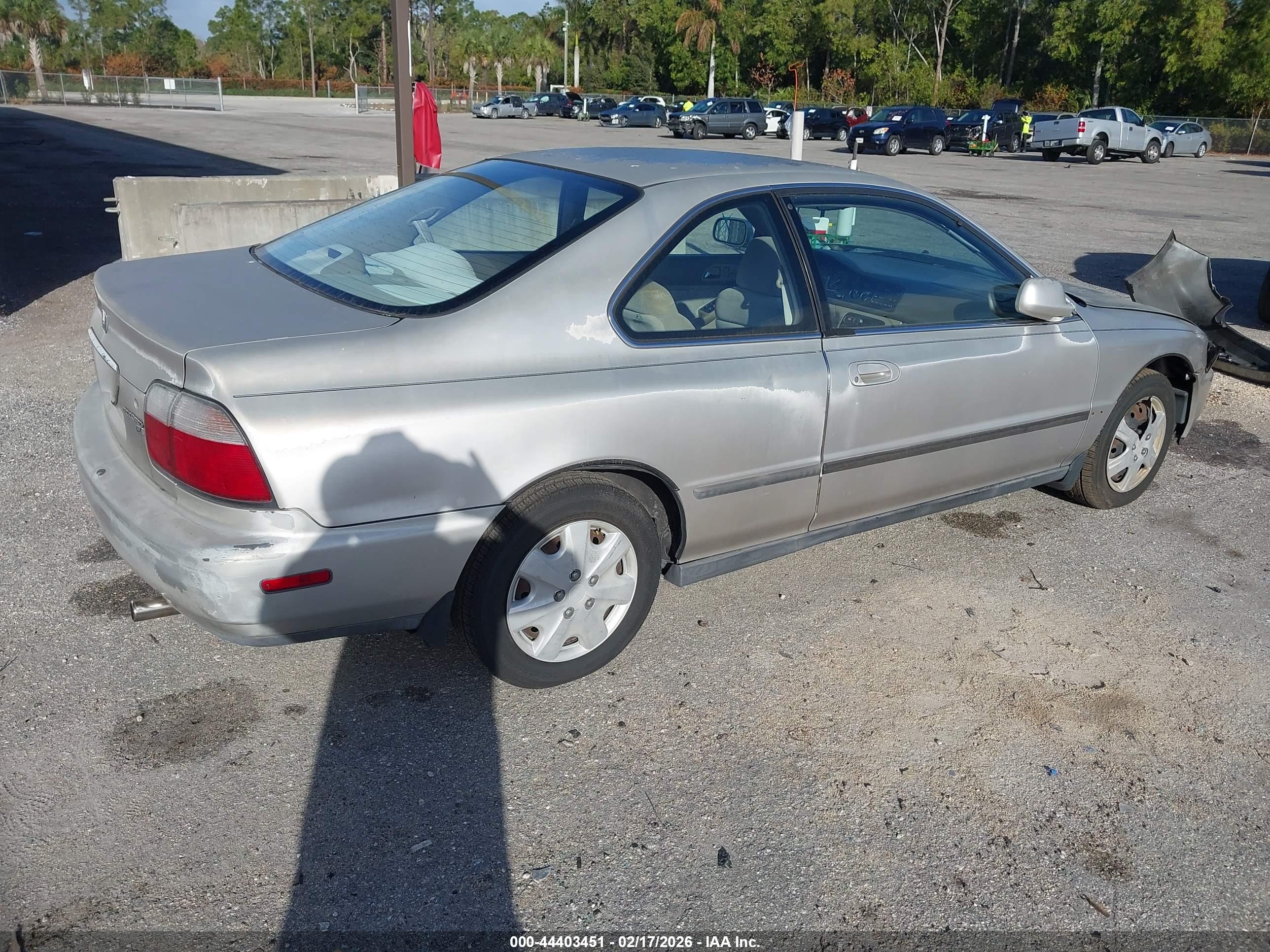 HONDA ACCORD image 4
