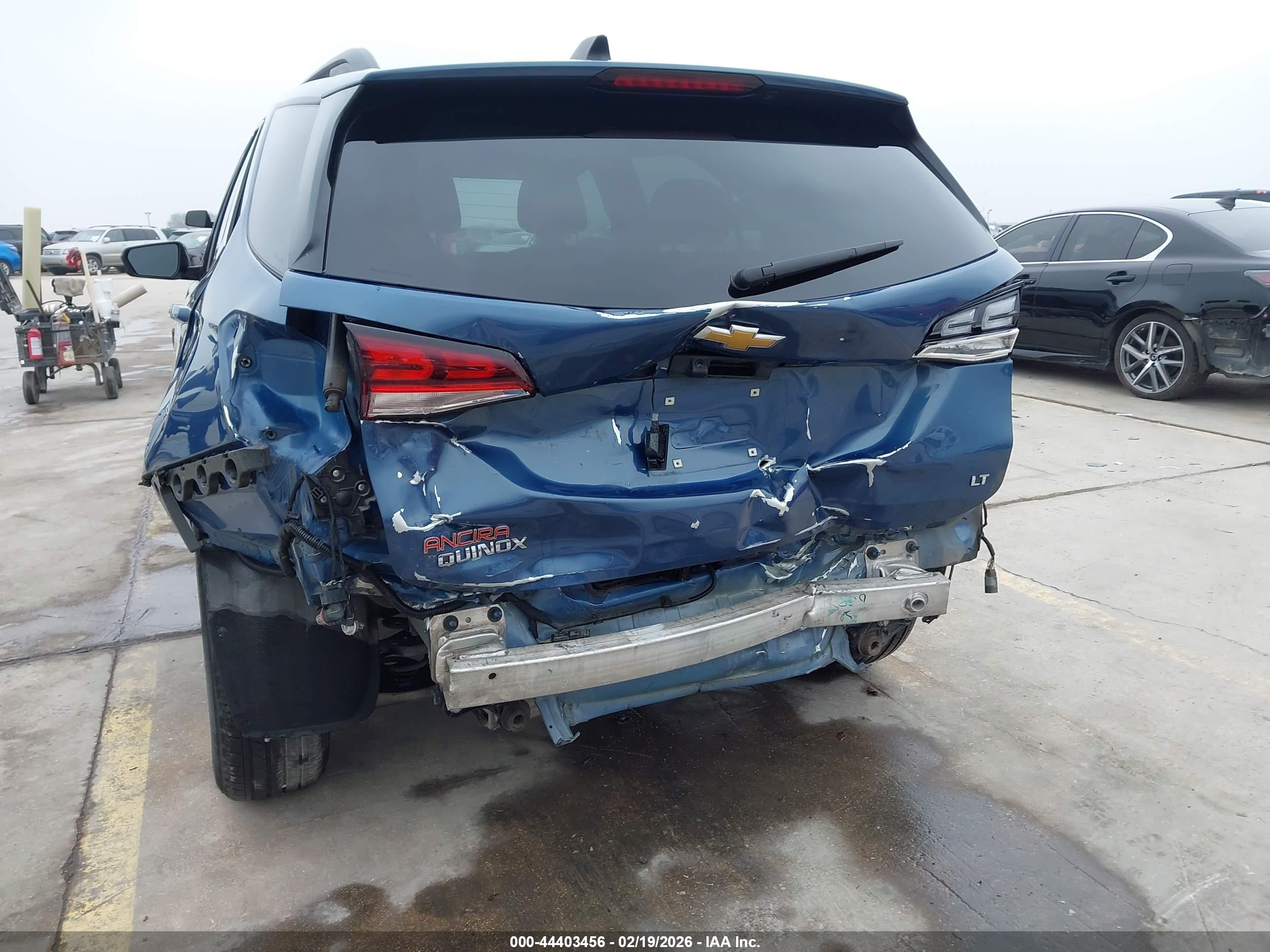 CHEVROLET EQUINOX image 6