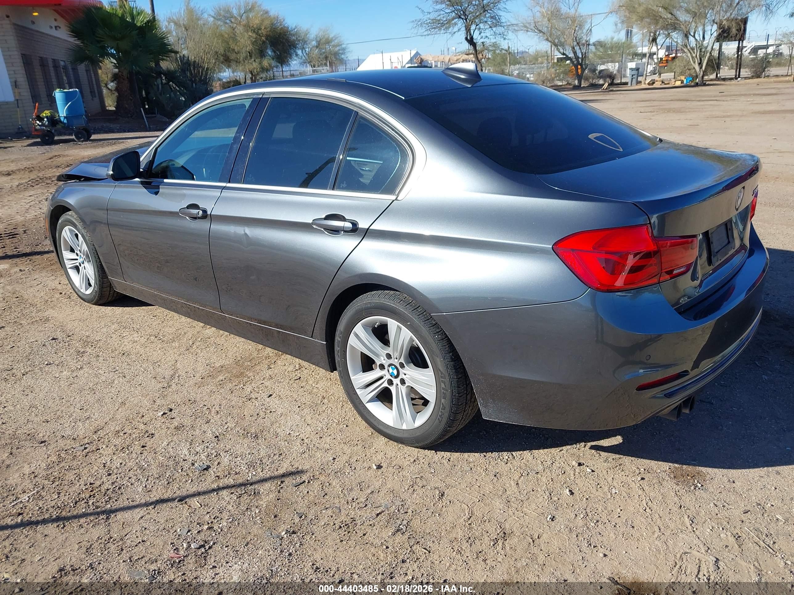 BMW 330I image 3