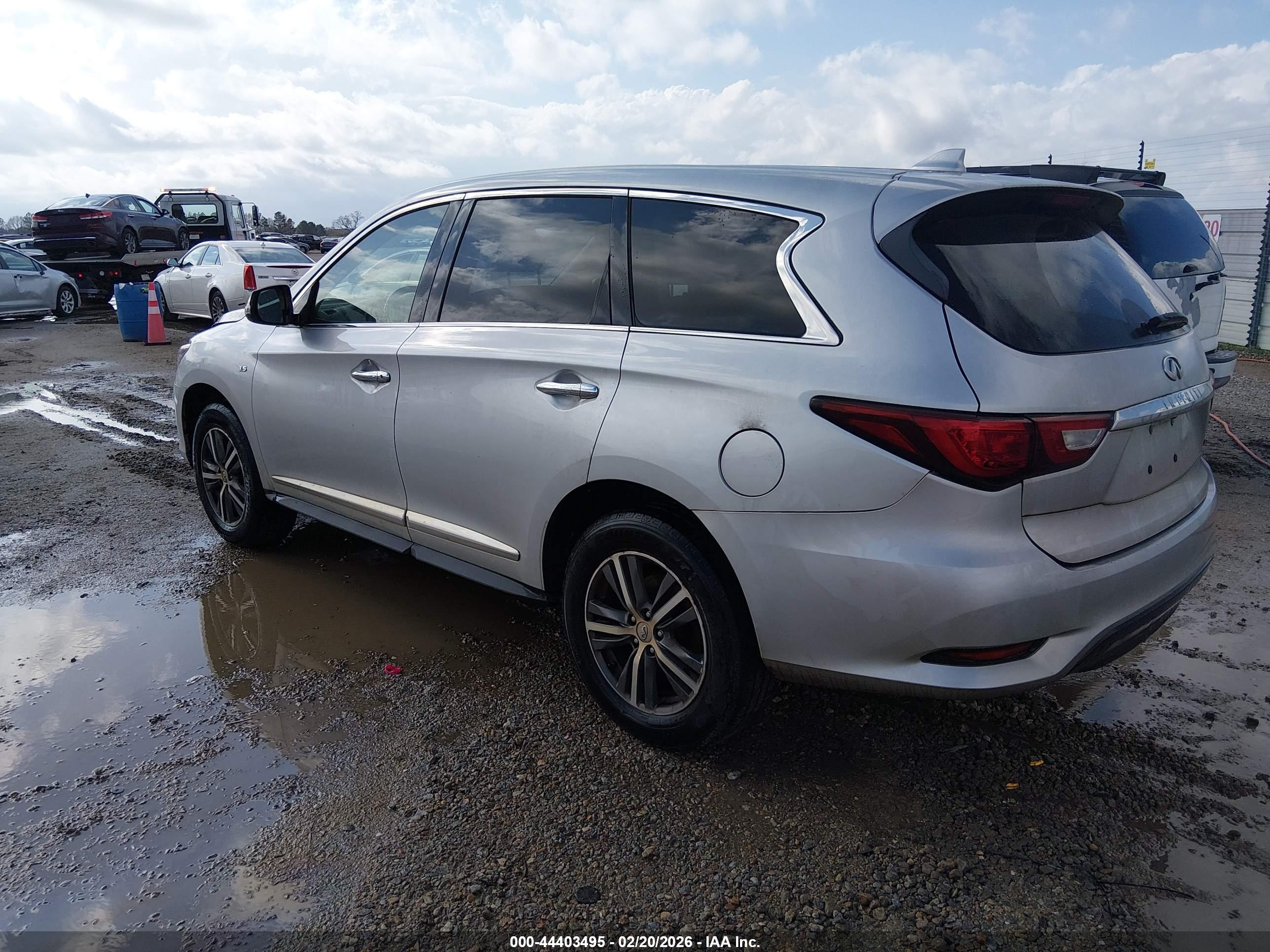 INFINITI QX60 image 3