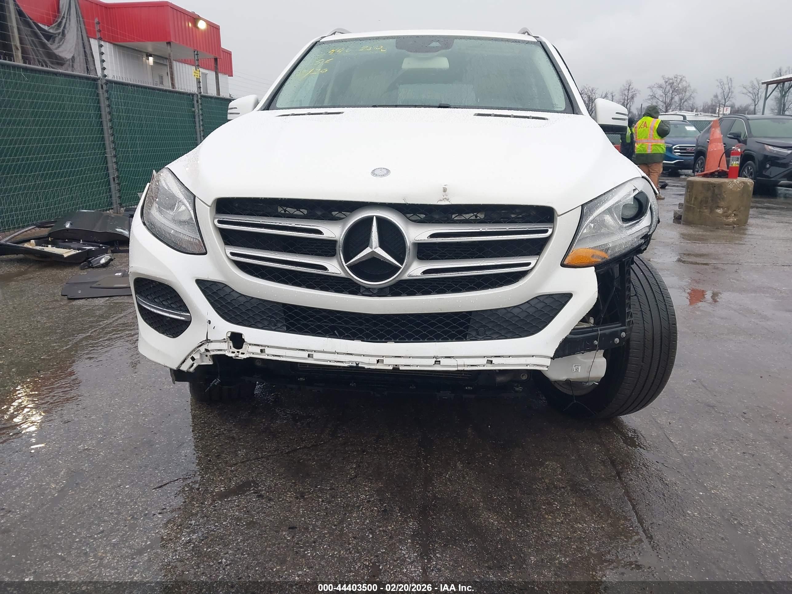 MERCEDES-BENZ GLE image 6
