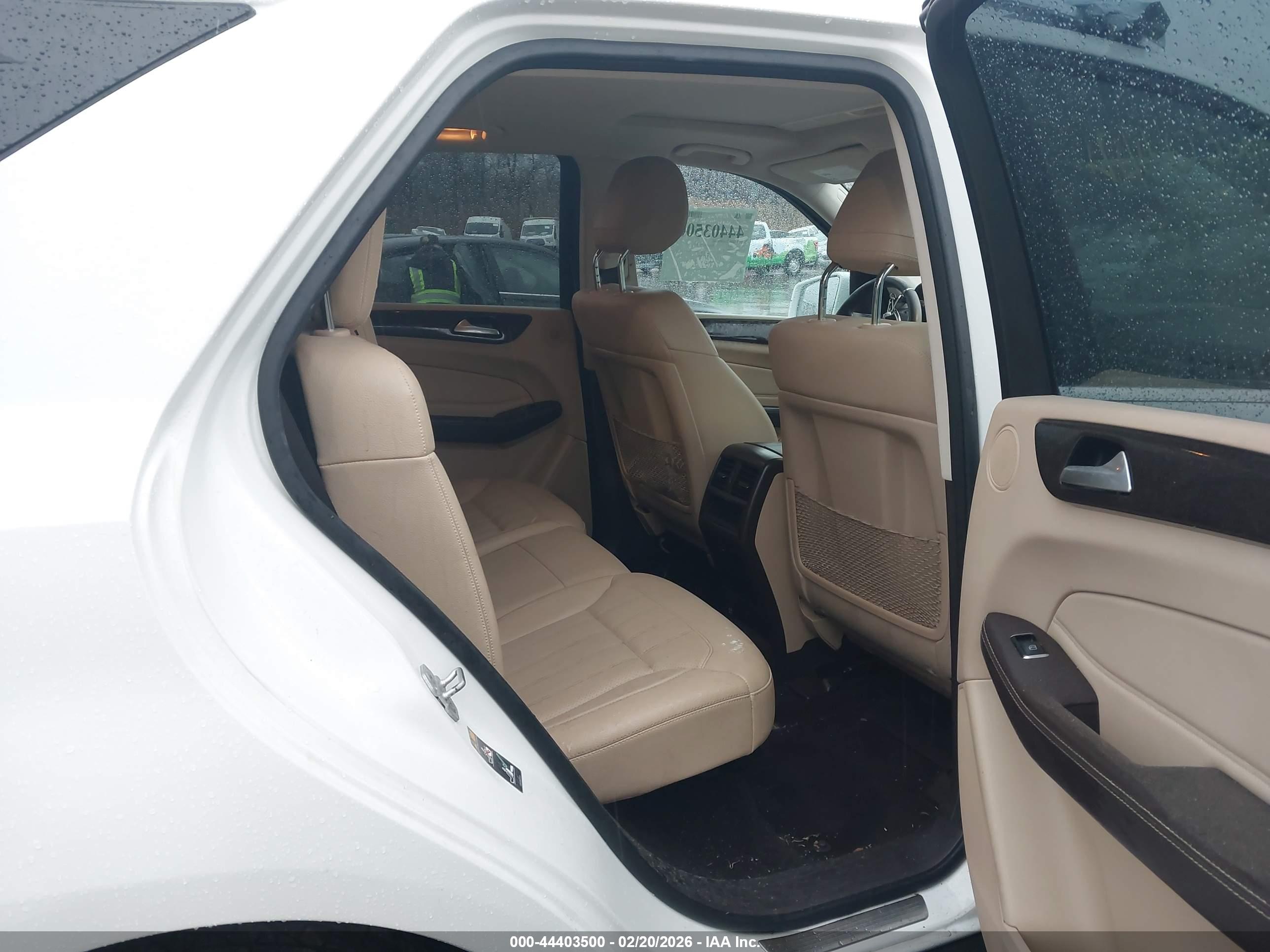 MERCEDES-BENZ GLE image 8