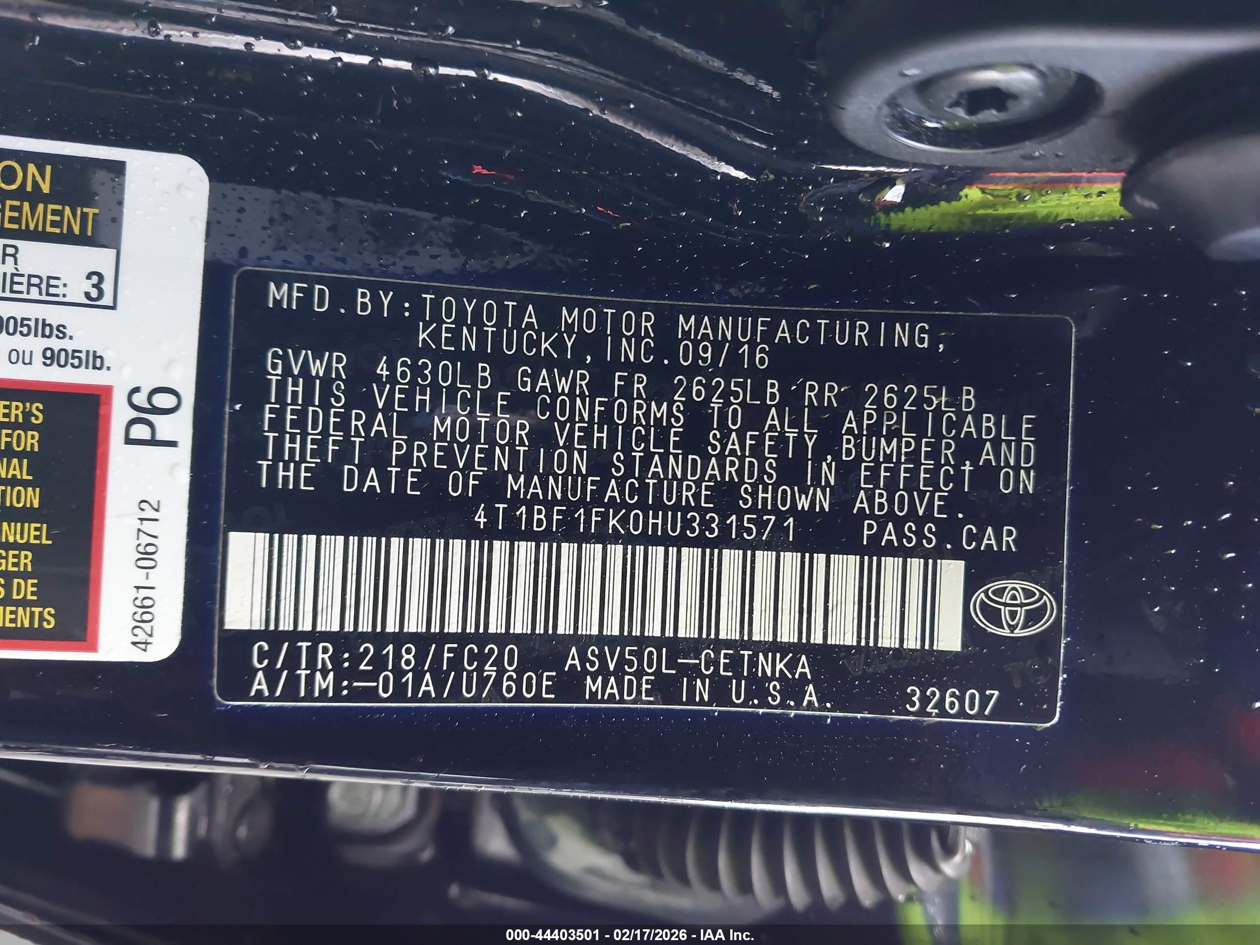 TOYOTA CAMRY image 9