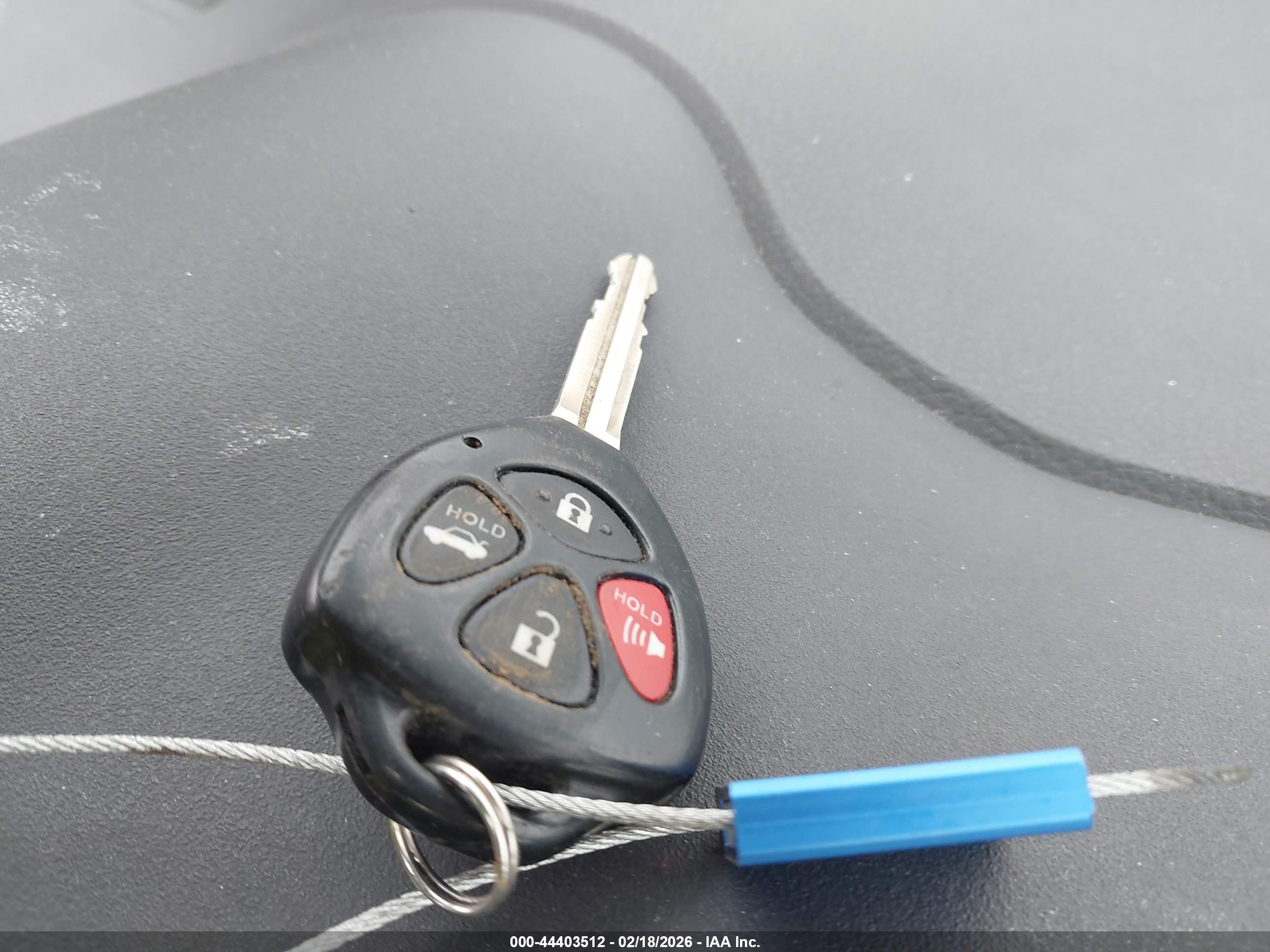 TOYOTA COROLLA image 11