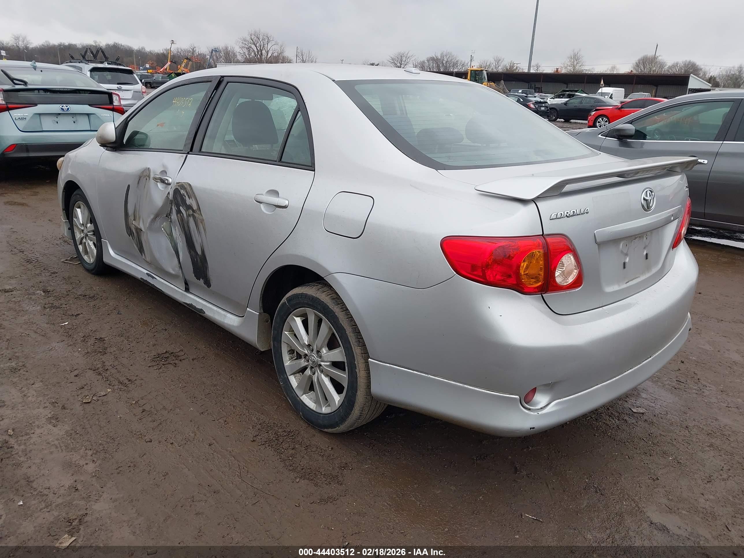 TOYOTA COROLLA image 3