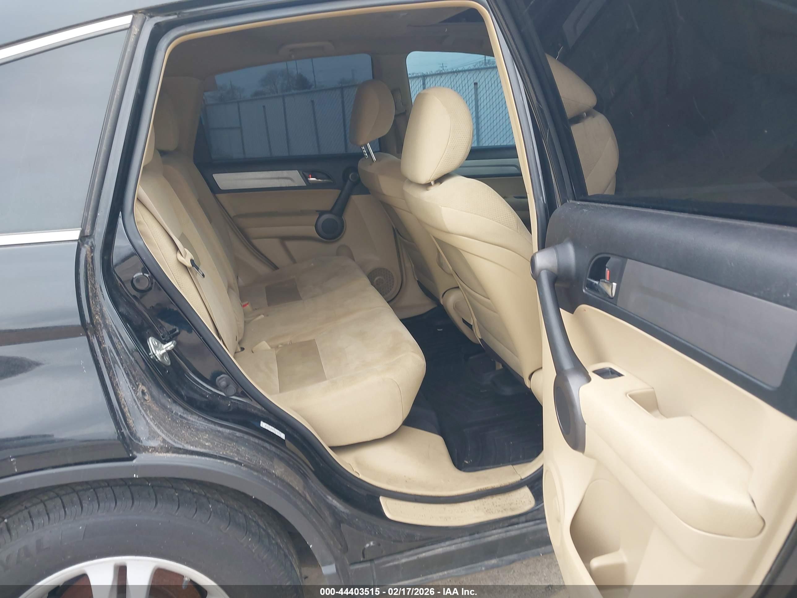 HONDA CR-V image 8