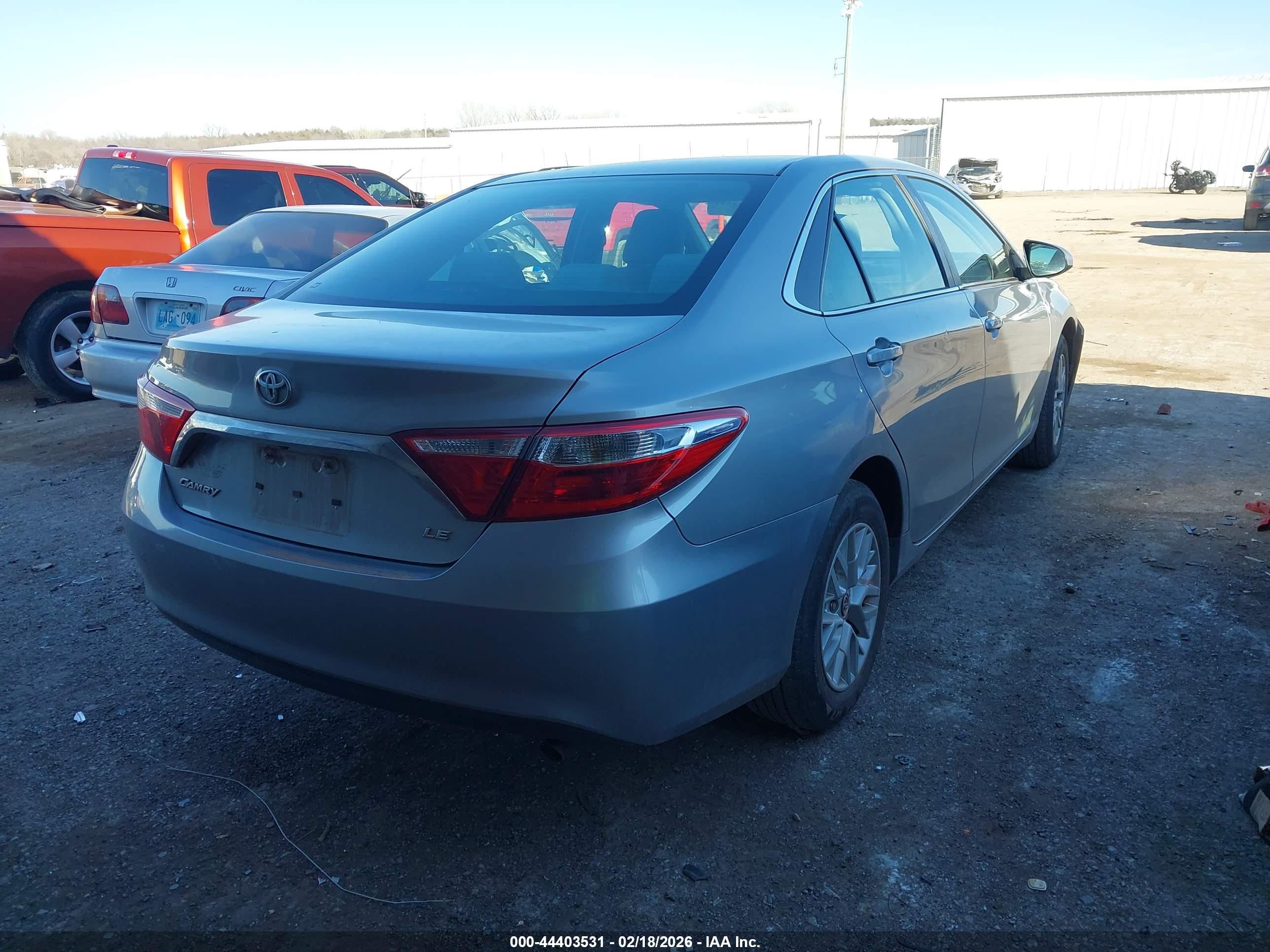 TOYOTA CAMRY image 4