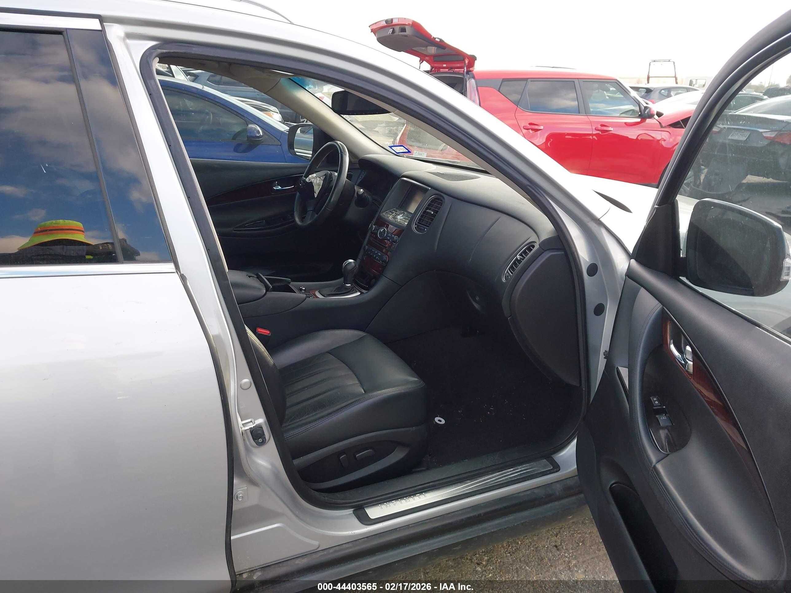 INFINITI QX50 image 5