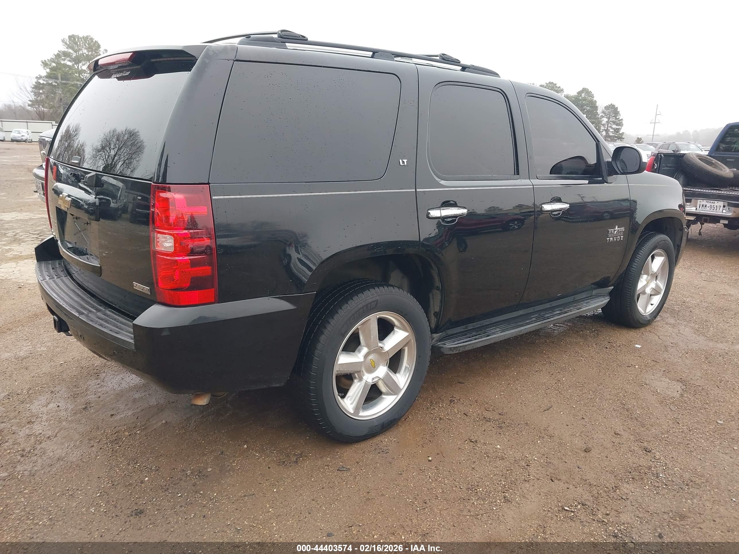 CHEVROLET TAHOE image 4