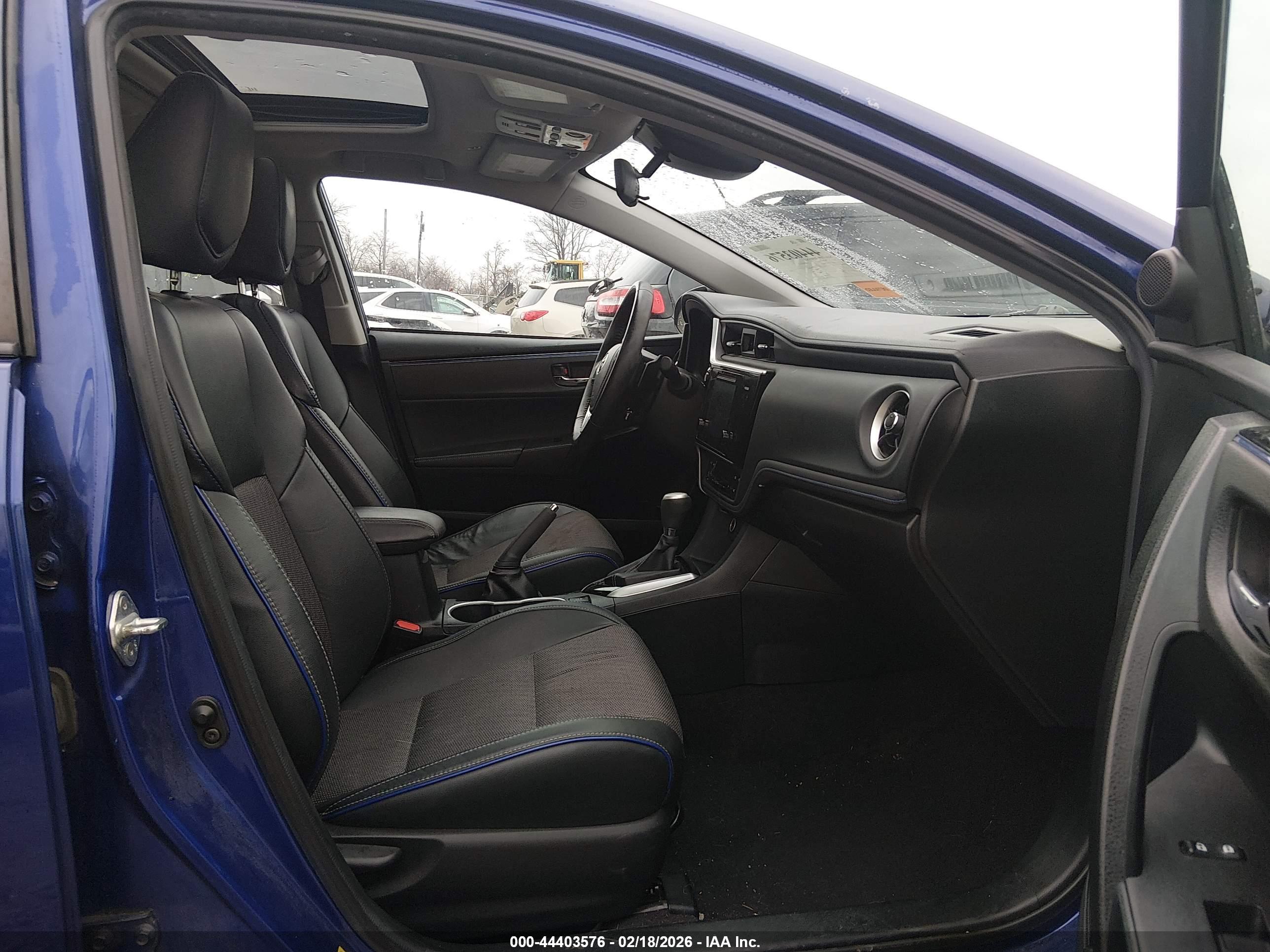 TOYOTA COROLLA image 5