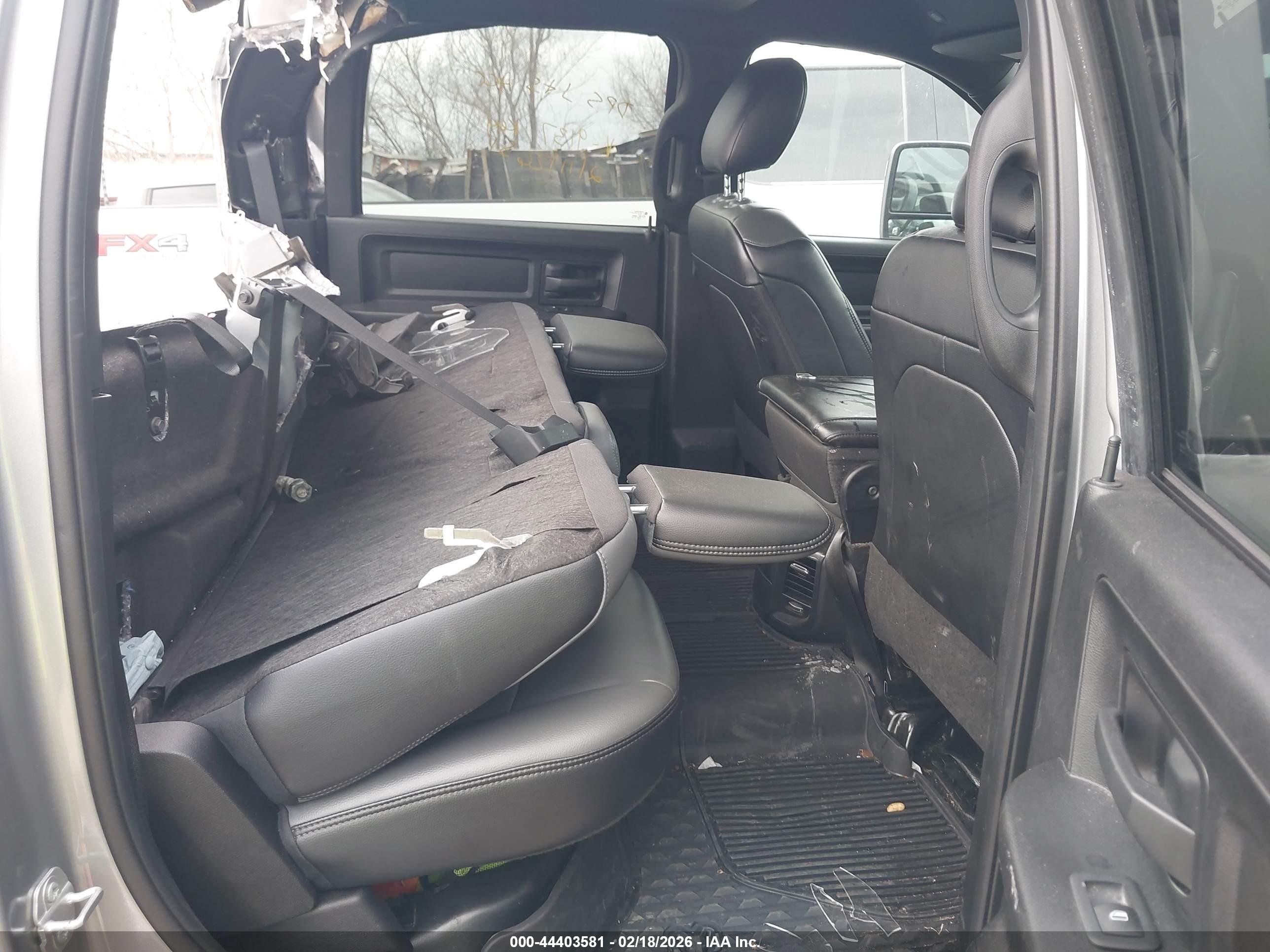 RAM 3500 image 8