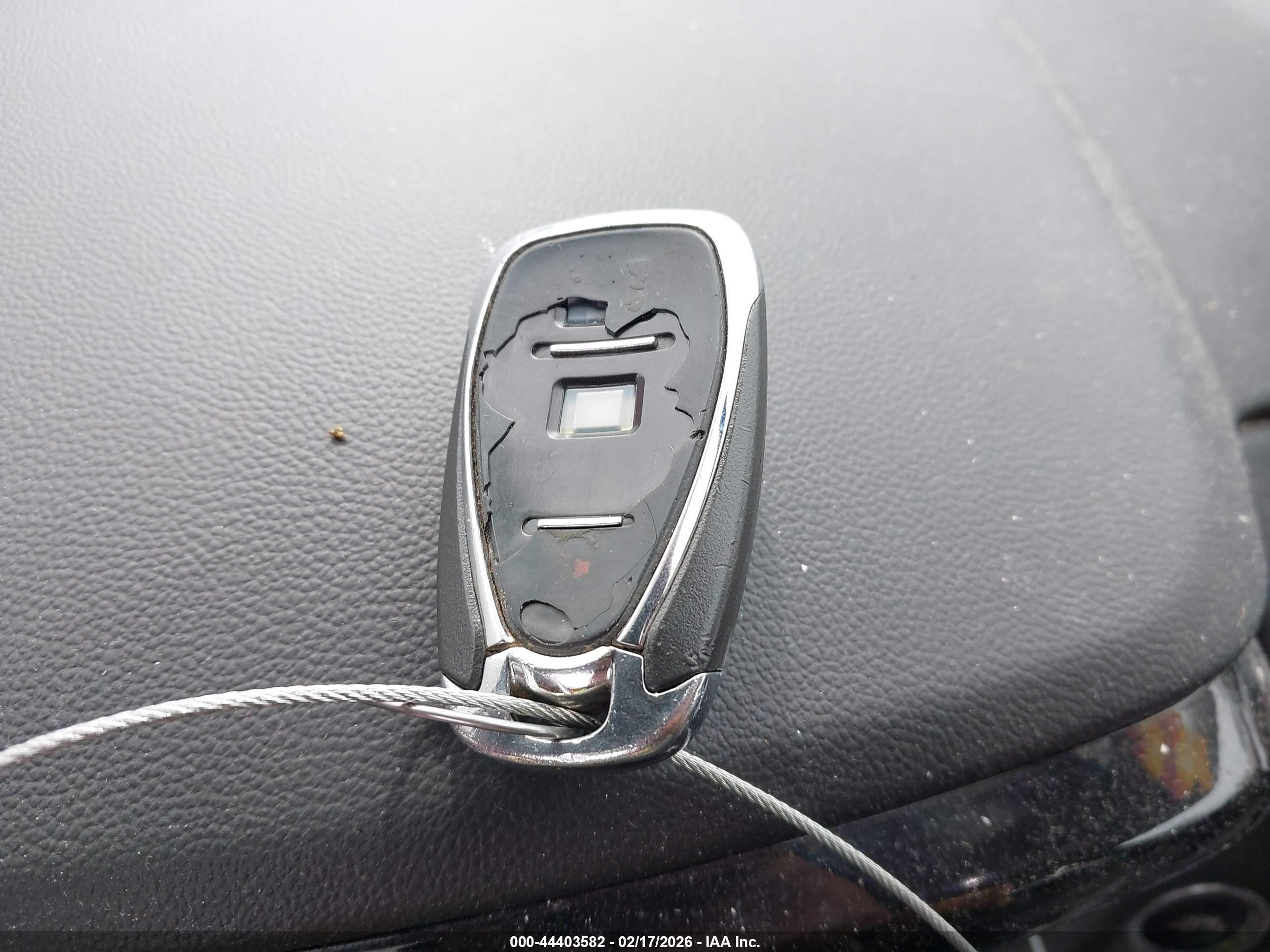 CHEVROLET TRAVERSE image 11