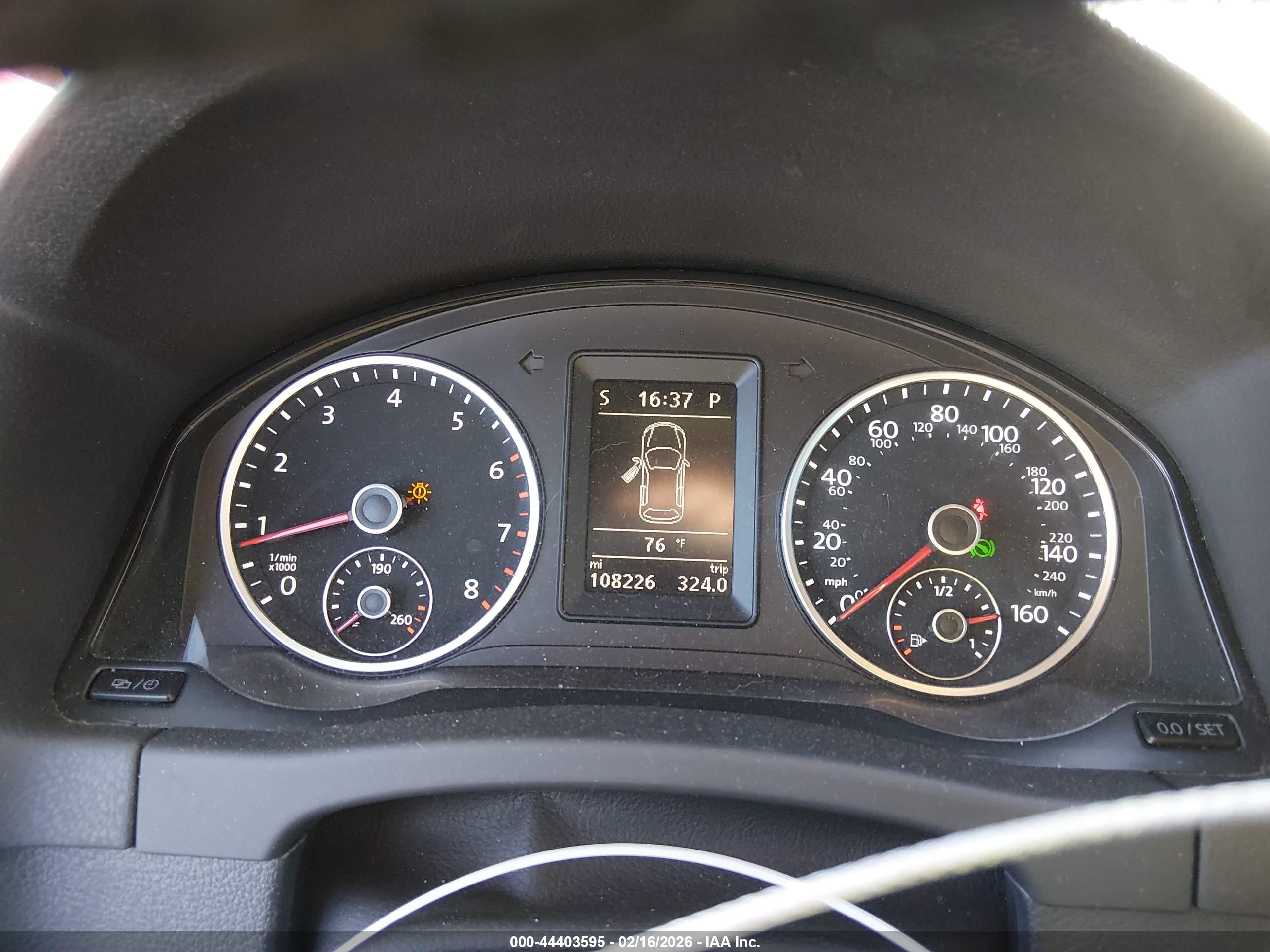 VOLKSWAGEN TIGUAN image 7